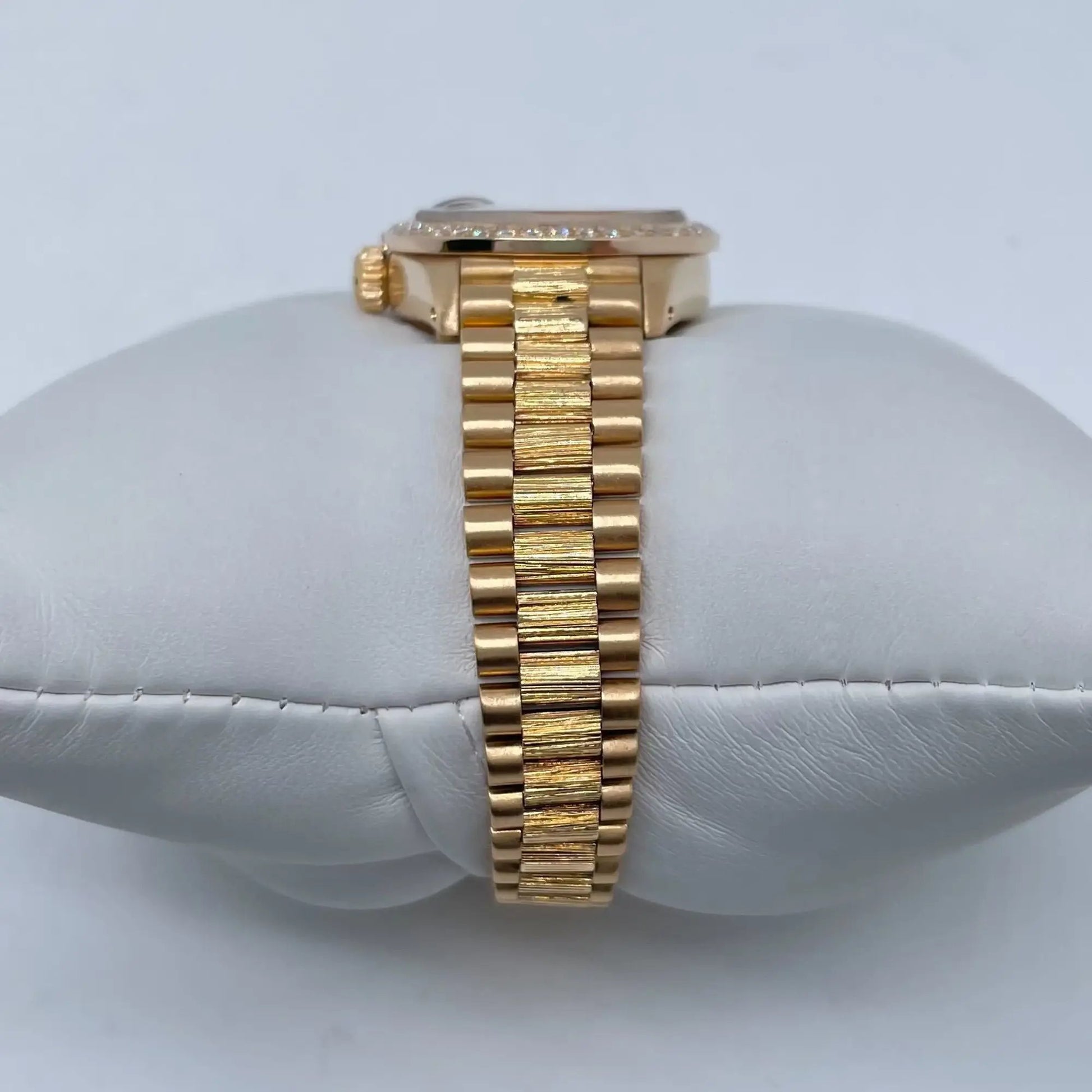 9th image of Rolex Rolex Lady Datejust Wristwatch, PreOwned condition