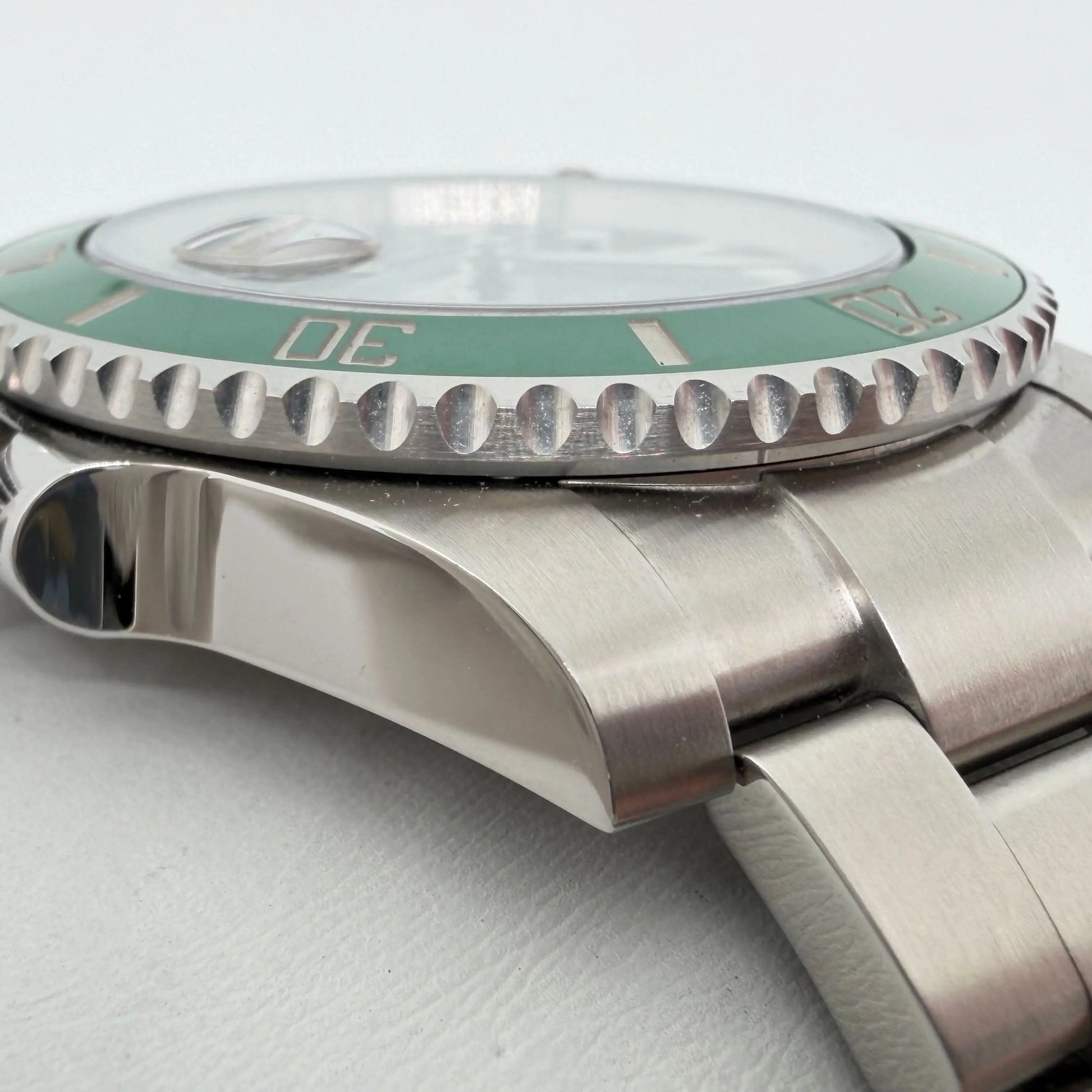 4th image of Rolex Rolex Submariner 116610LV Wristwatch, Unworn condition