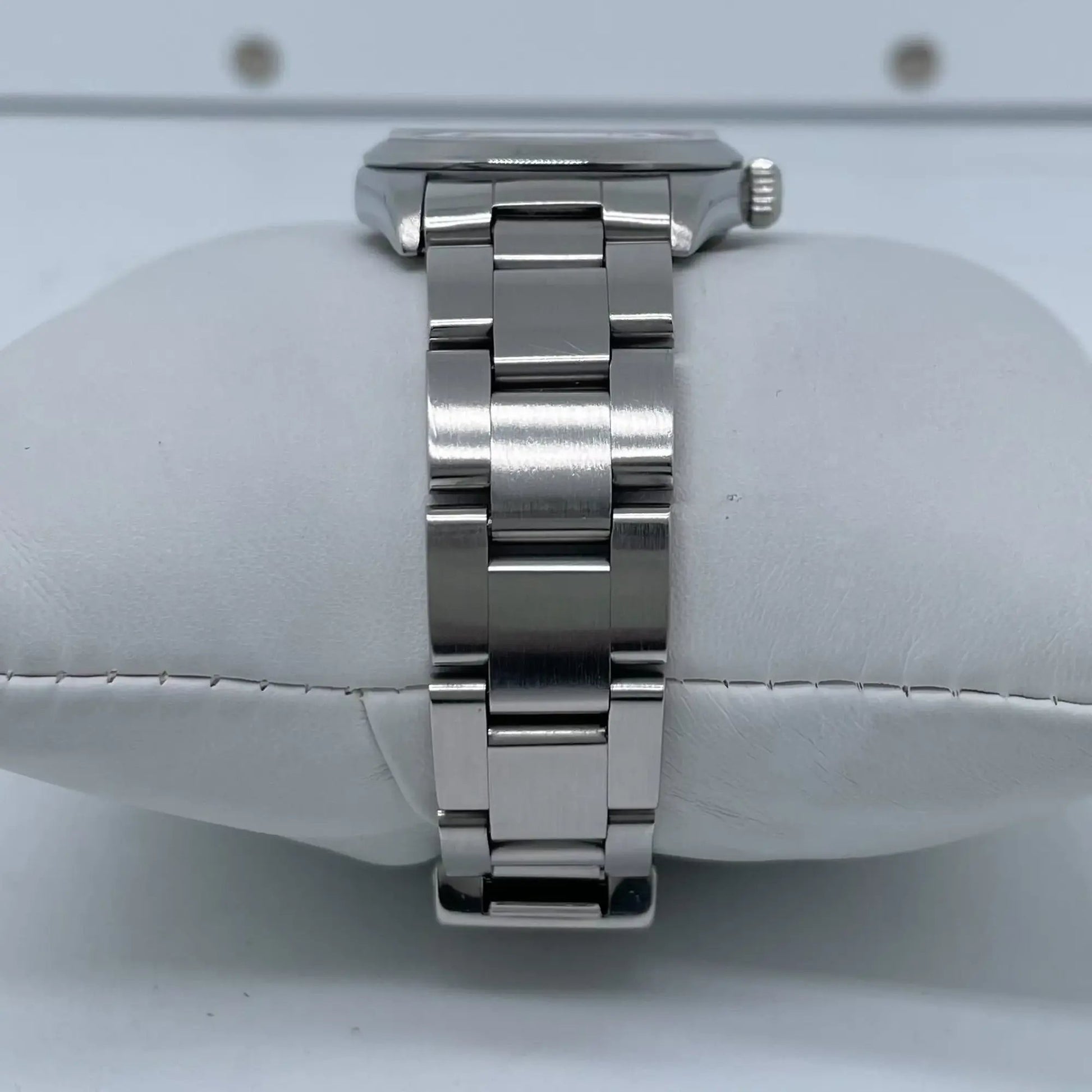 7th image of Rolex  Rolex Oyster Perpetual Wristwatch, PreOwned condition