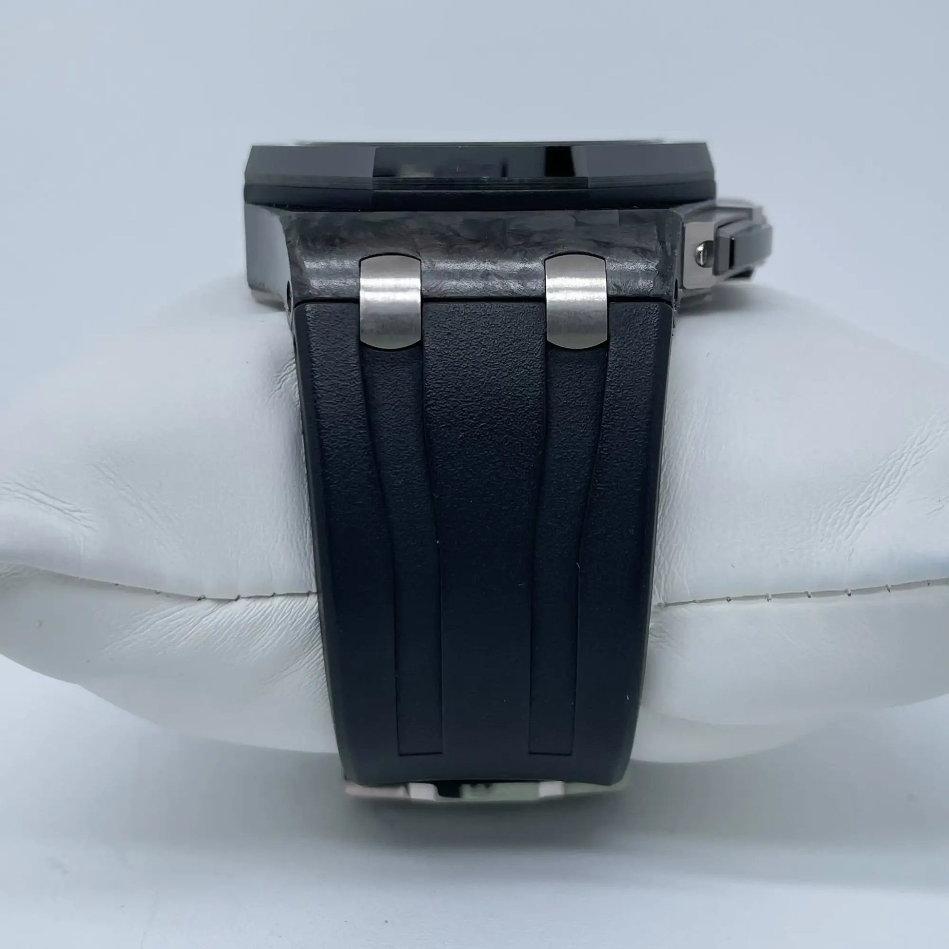 8th image of Audemars Piguet  Audemars Piguet Royal Oak Offshore Carbon Wristwatch, PreOwned condition