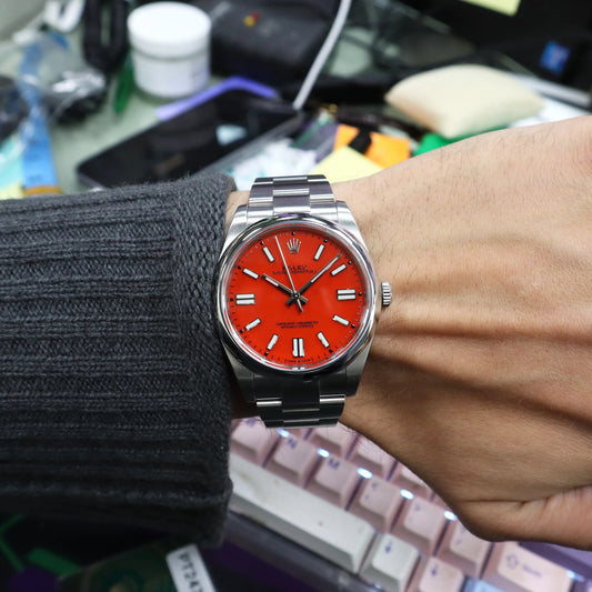 2nd image of Rolex Rolex Oyster Perpetual 124300 Wristwatch, PreOwned condition