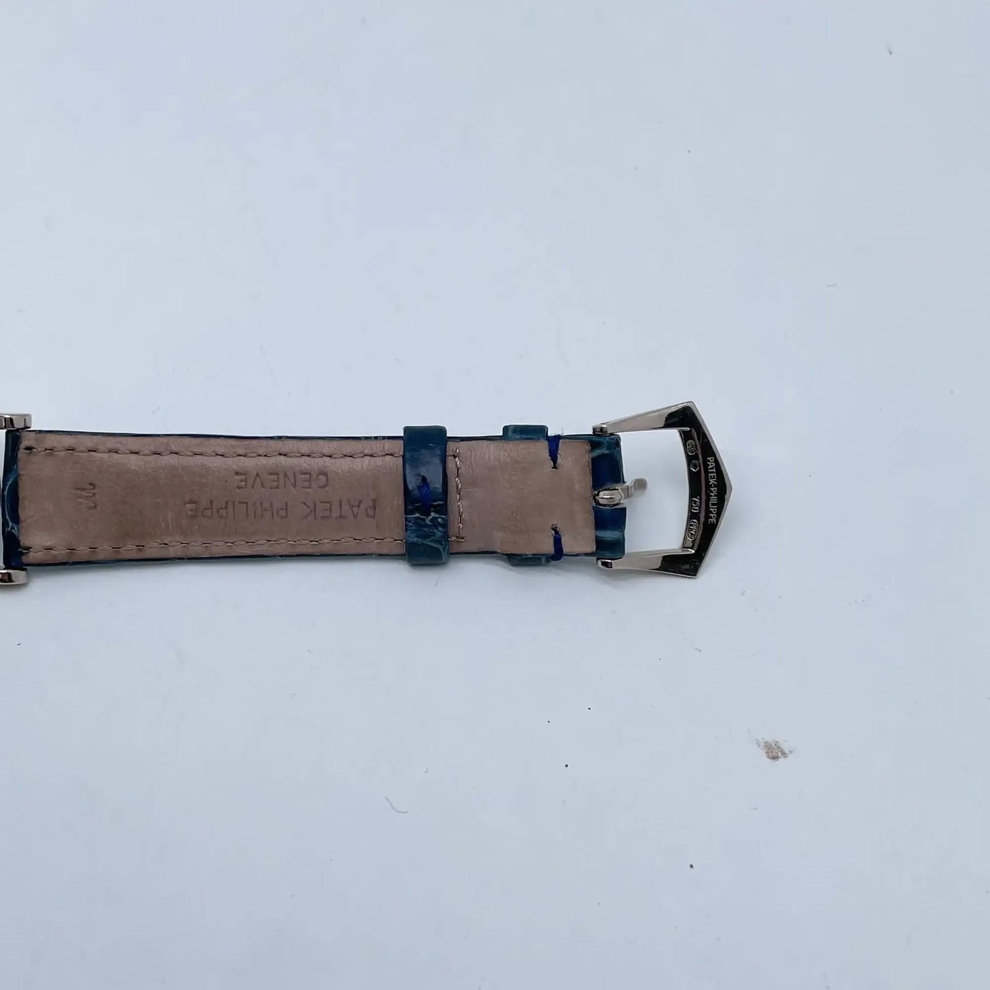 11th image of Patek Philippe  Patek Philippe Calatrava Wristwatch, PreOwned condition