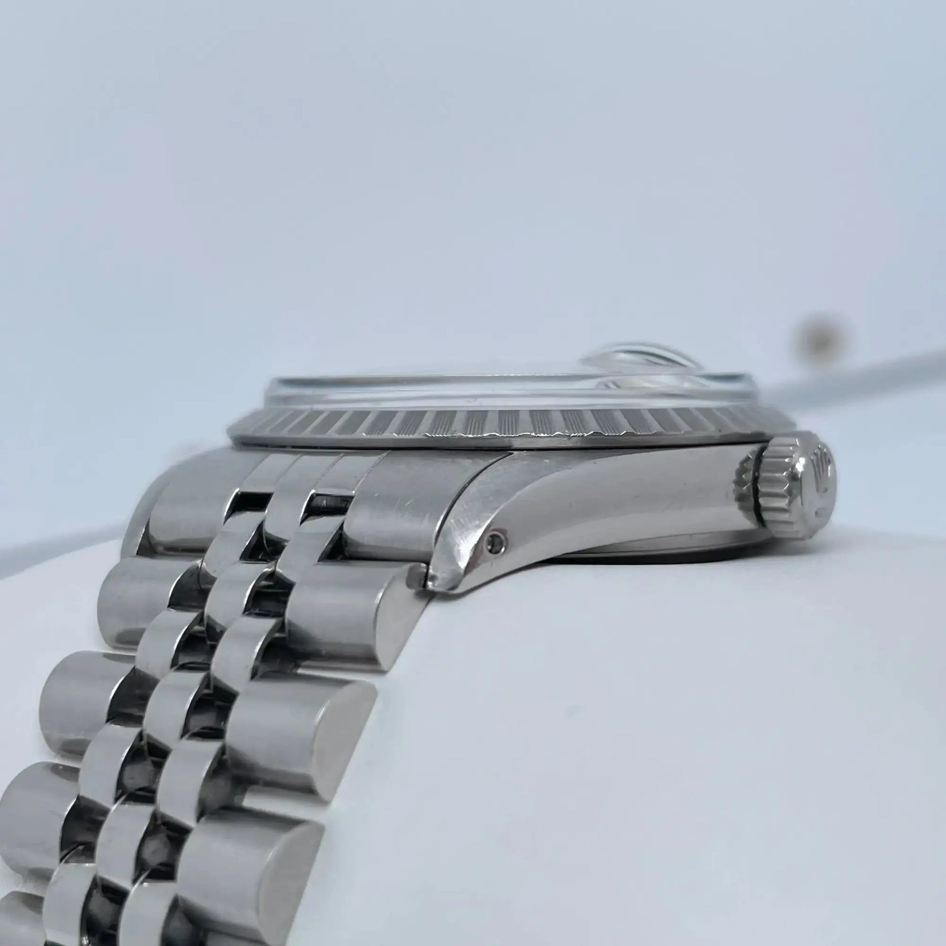 5th image of Rolex Datejust  Wristwatch, PreOwned condition