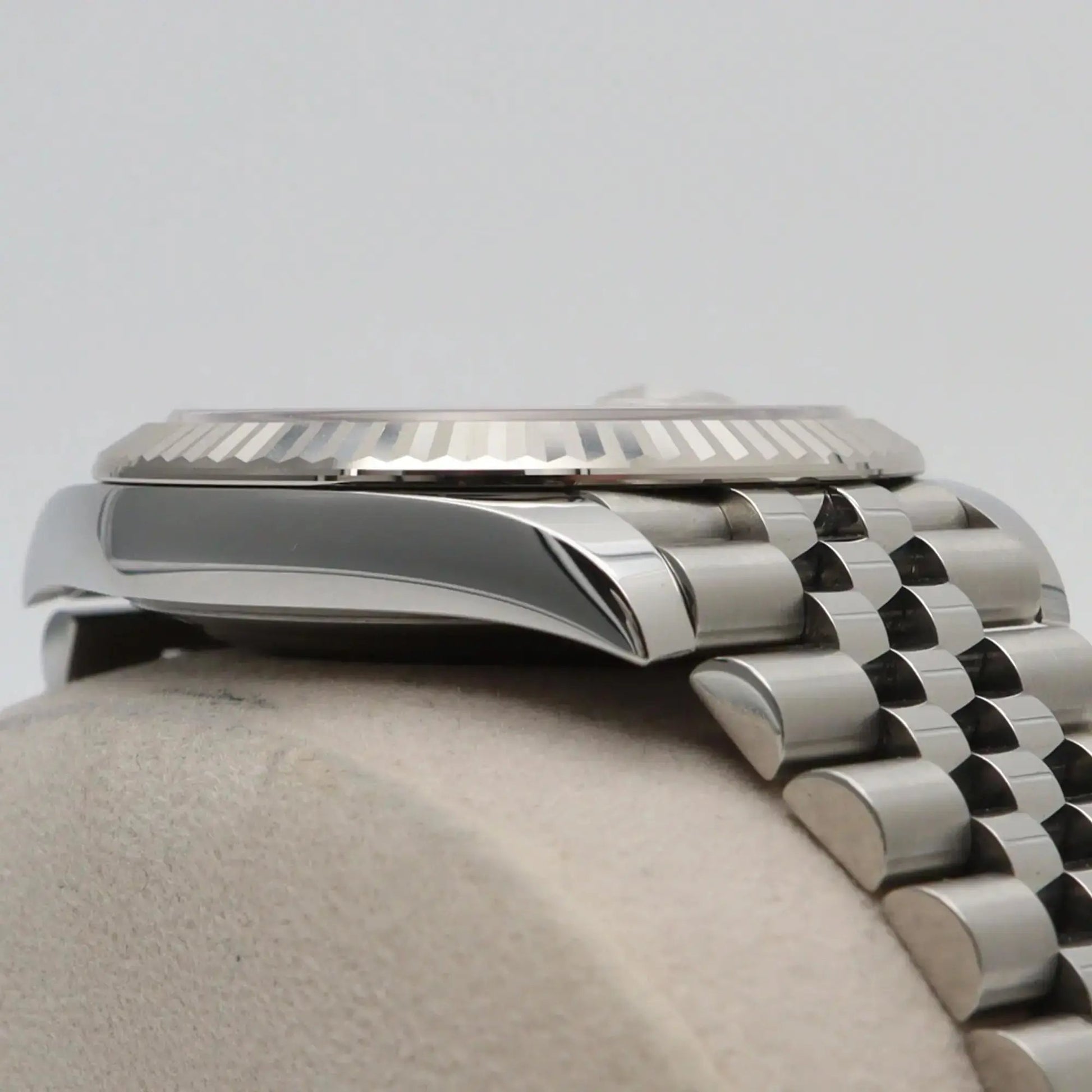 6th image of Rolex Rolex Datejust 126234 Wristwatch, New condition