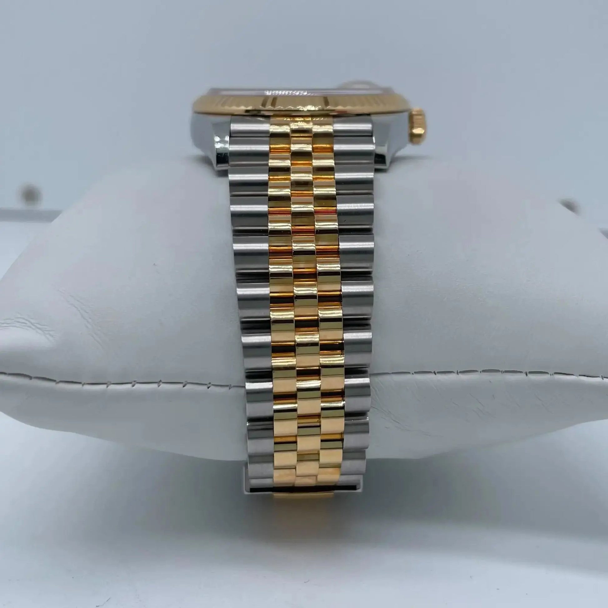 8th image of Rolex Rolex Datejust 126233 Wristwatch, PreOwned condition