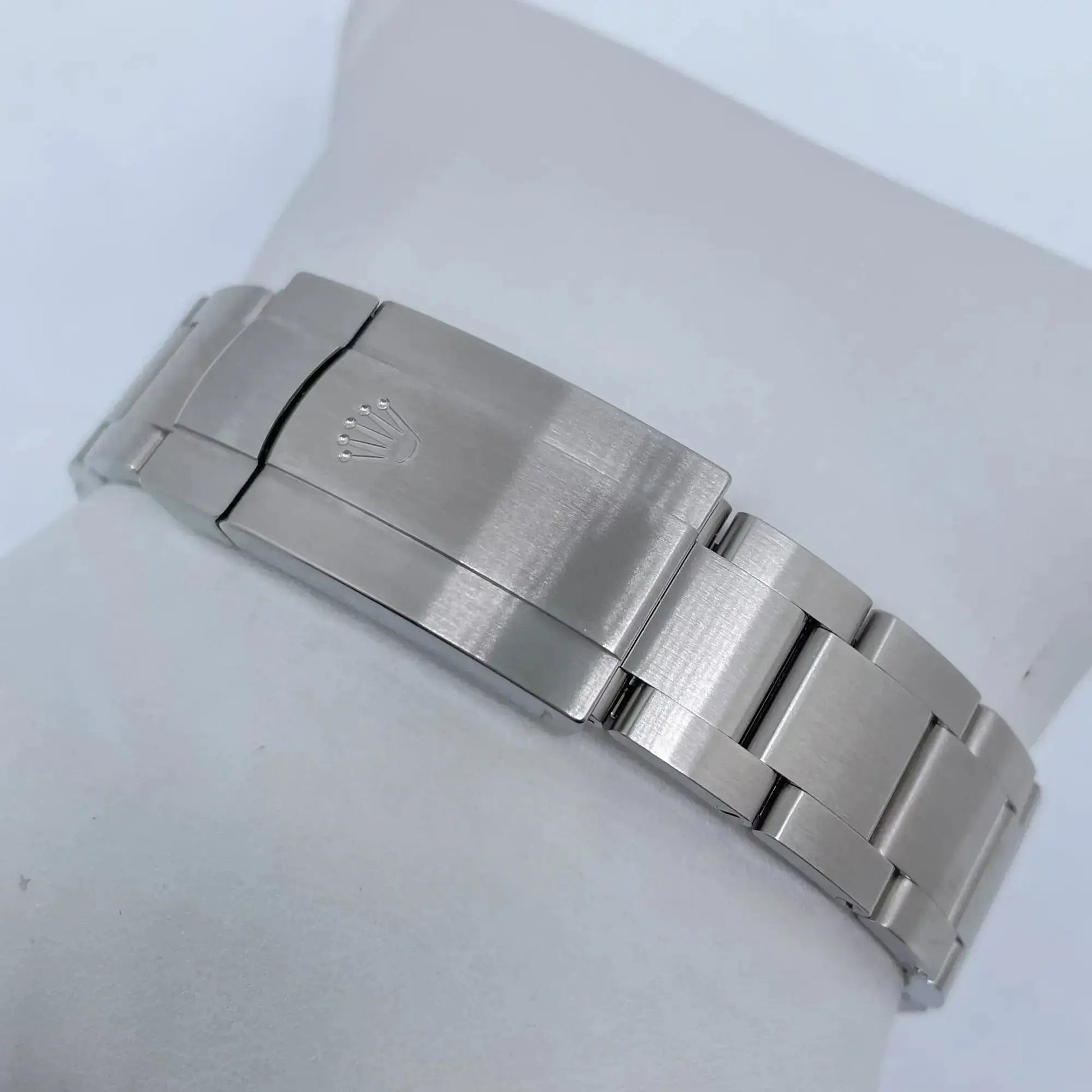 12th image of Rolex Rolex Oyster Perpetual 124300 Wristwatch, PreOwned condition