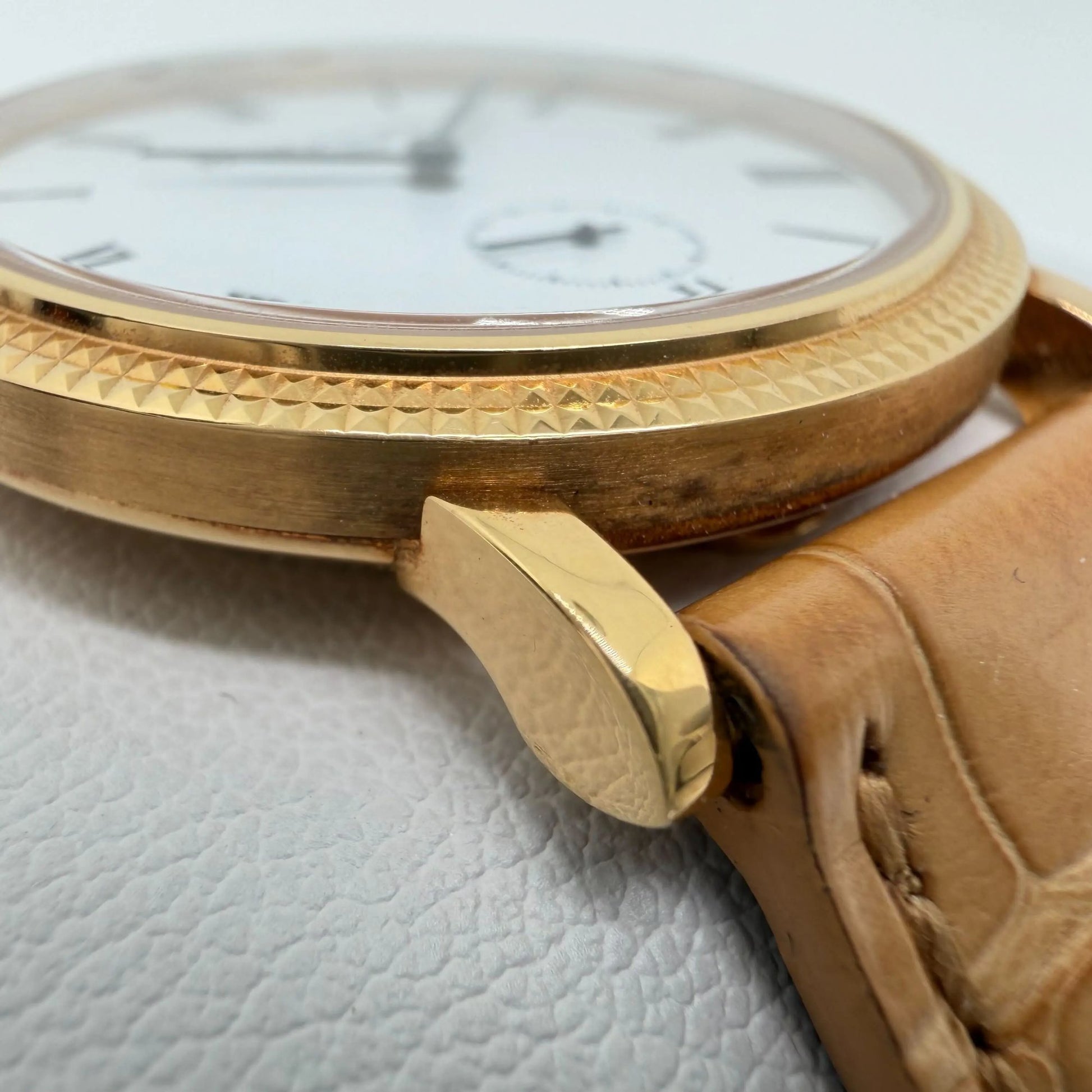 5th image of Patek Philippe Calatrava Wristwatch, PreOwned condition