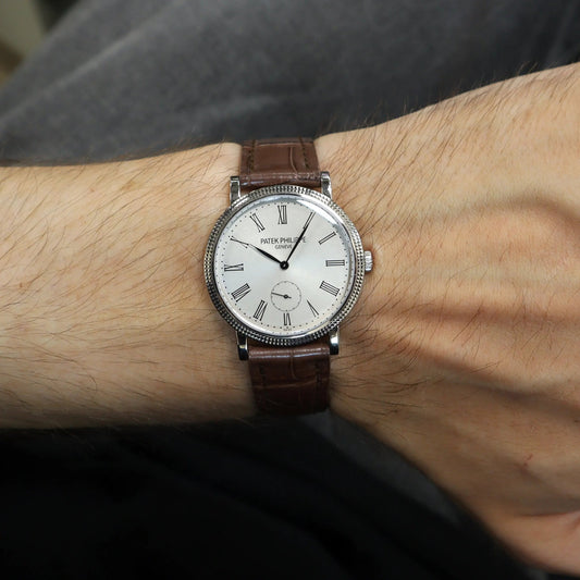2nd image of Patek Philippe Patek Philippe Calatrava Wristwatch, PreOwned condition
