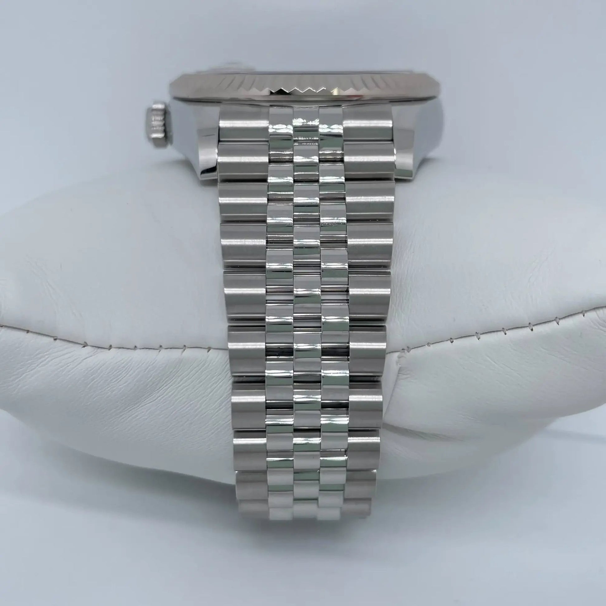 9th image of Rolex Rolex Sky-Dweller 326934 Wristwatch, New condition