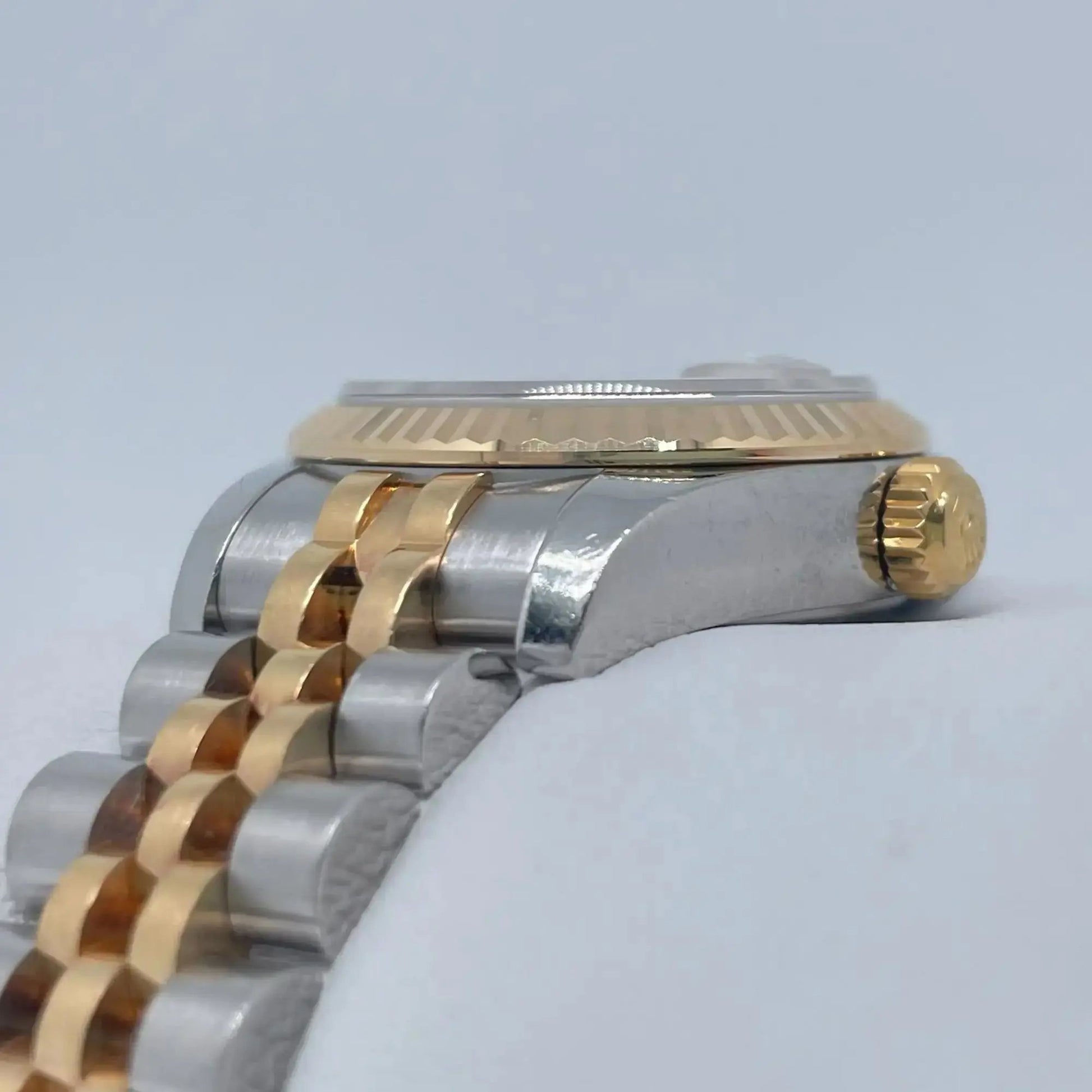 5th image of Rolex Datejust  Wristwatch, PreOwned condition