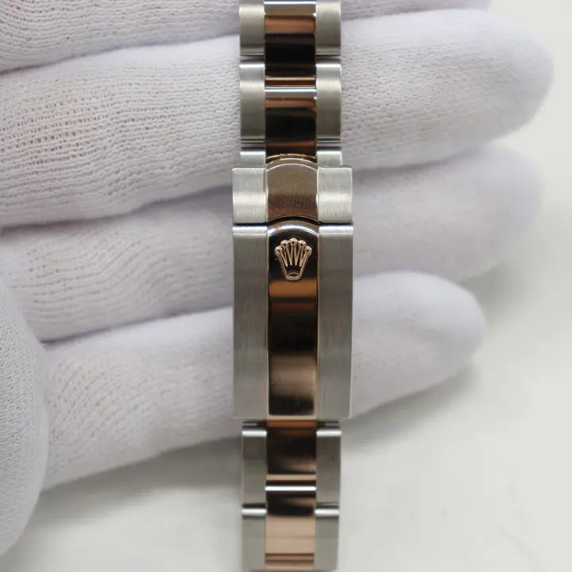4th image of Rolex Rolex Datejust 279171 Wristwatch, New condition