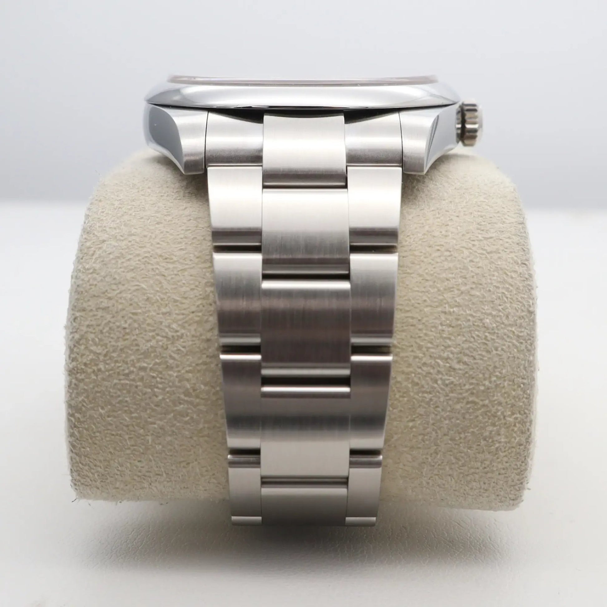 8th image of Rolex Rolex Oyster Perpetual 124300 Wristwatch, PreOwned condition