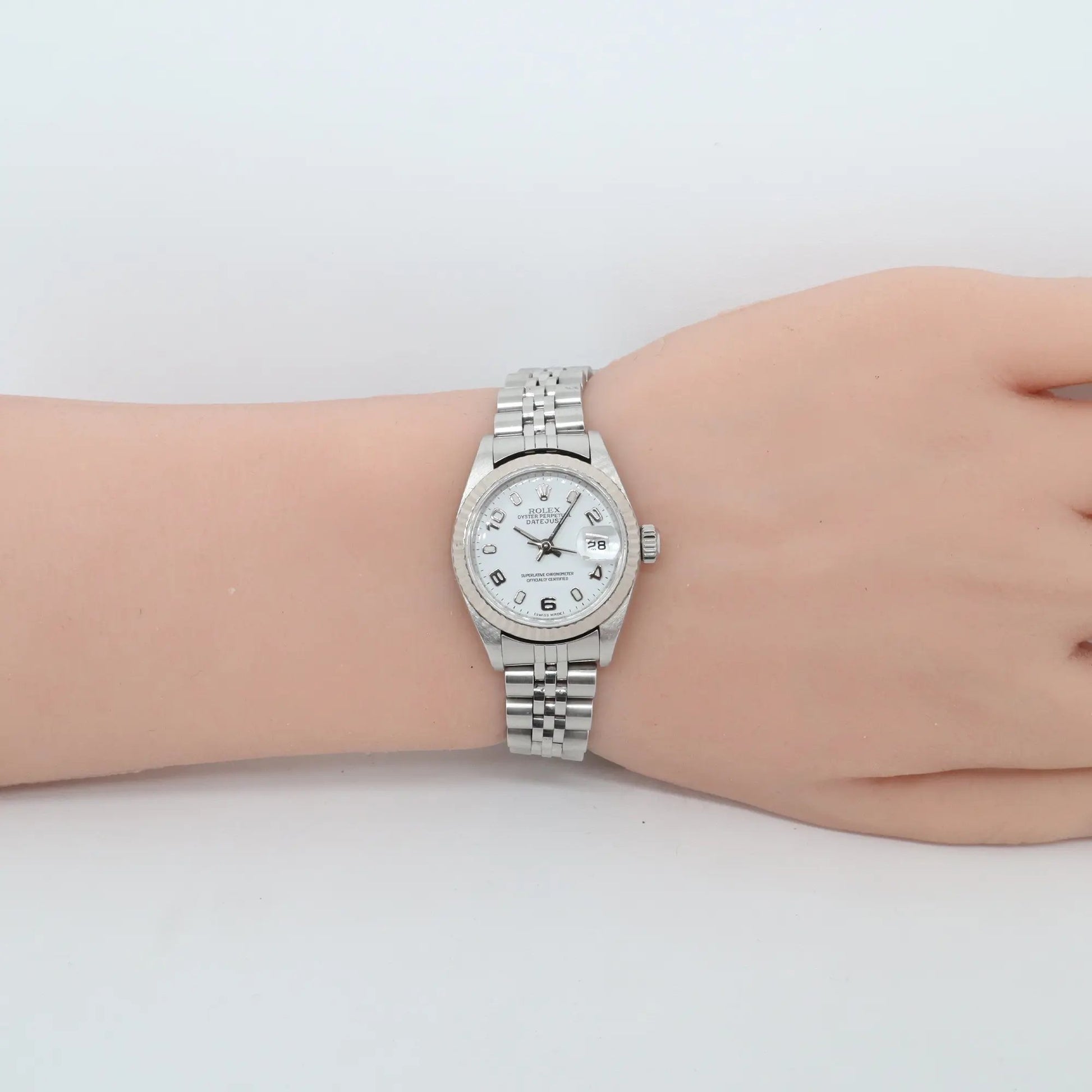 2nd image of Rolex Datejust Wristwatch, PreOwned condition