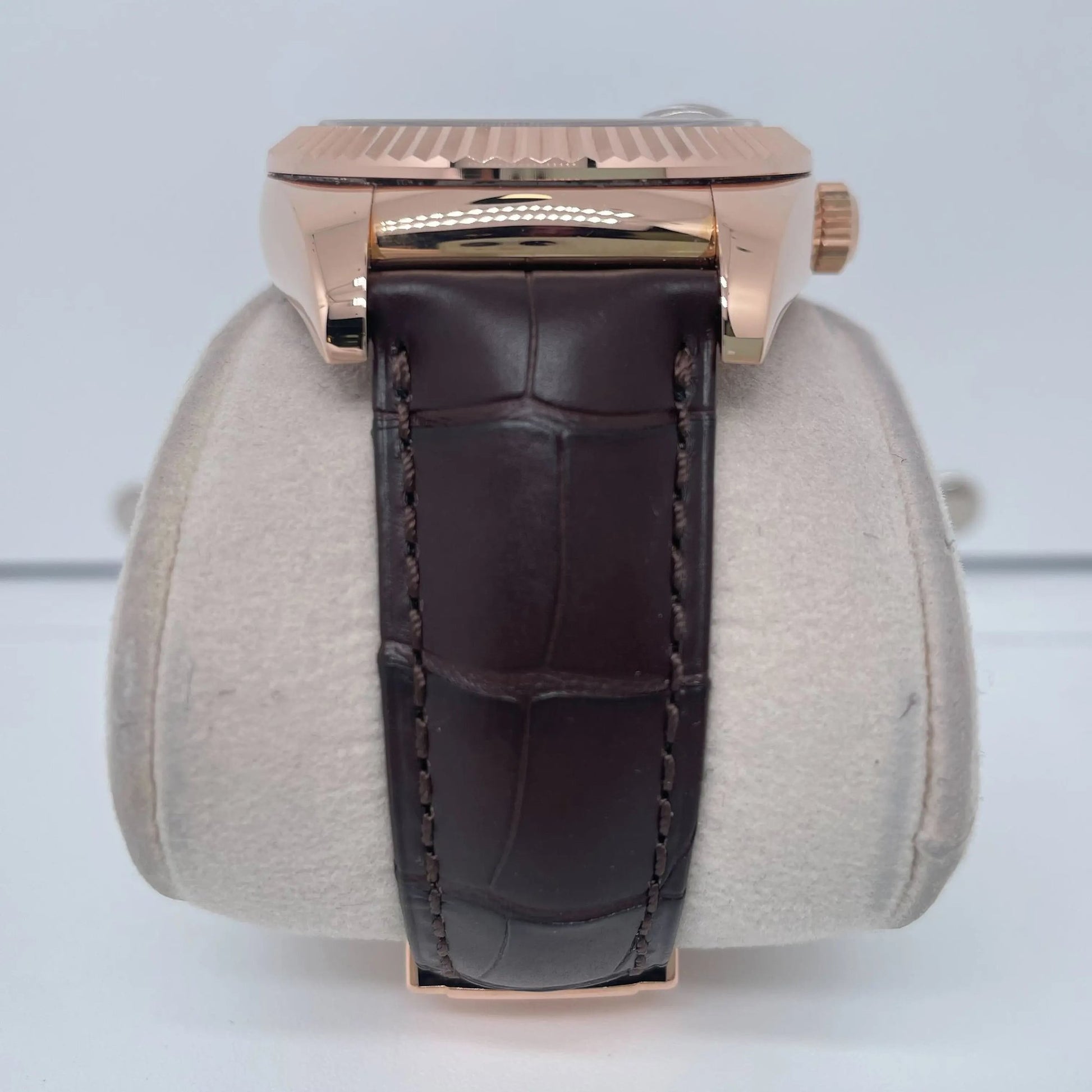 8th image of Rolex Rolex Sky-Dweller 326135 Wristwatch, PreOwned condition