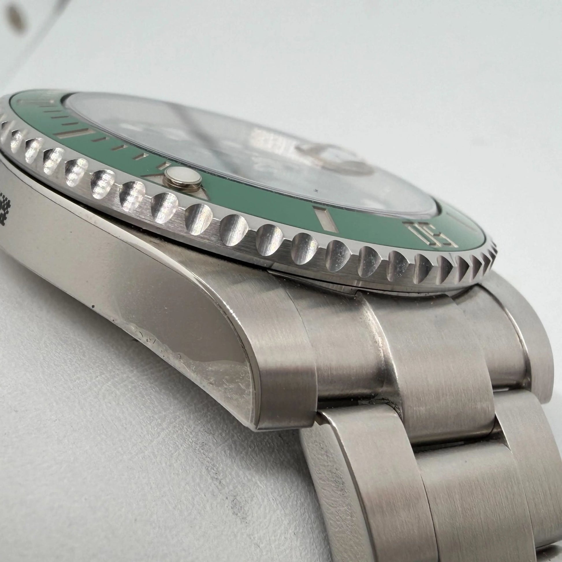 6th image of Rolex Rolex Submariner 116610LV Wristwatch, Unworn condition