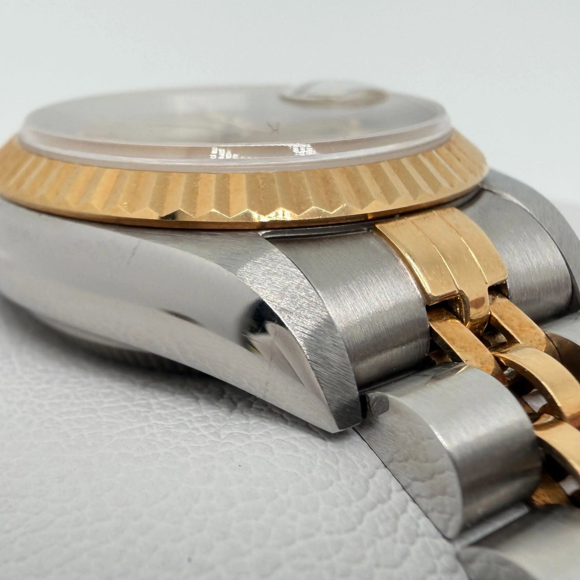 3rd image of Rolex Datejust Wristwatch, PreOwned condition