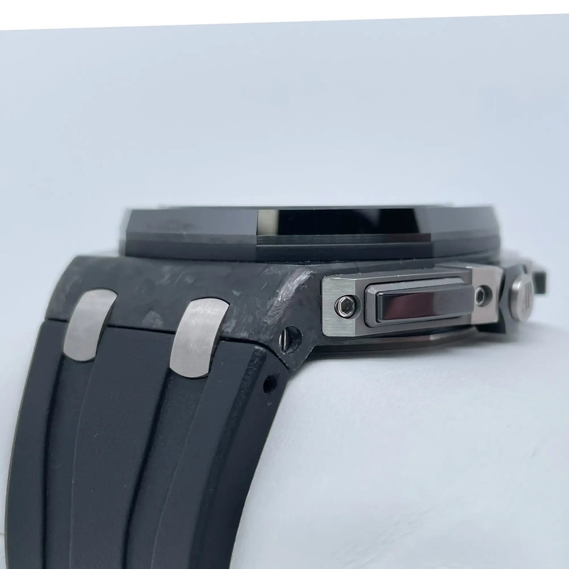 5th image of Audemars Piguet  Audemars Piguet Royal Oak Offshore Carbon Wristwatch, PreOwned condition