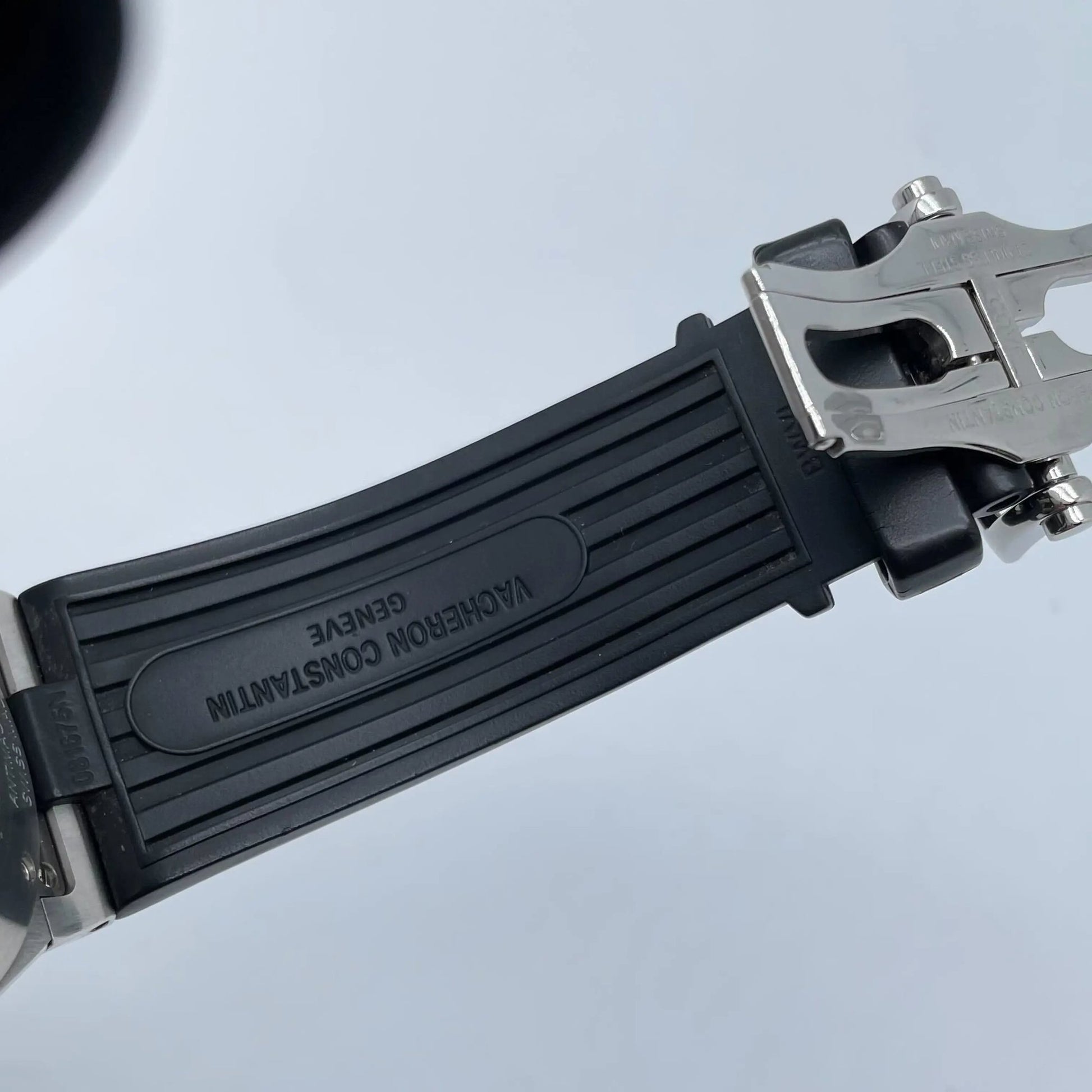 10th image of Vacheron Constantin Overseas Dual Time Wristwatch, PreOwned condition