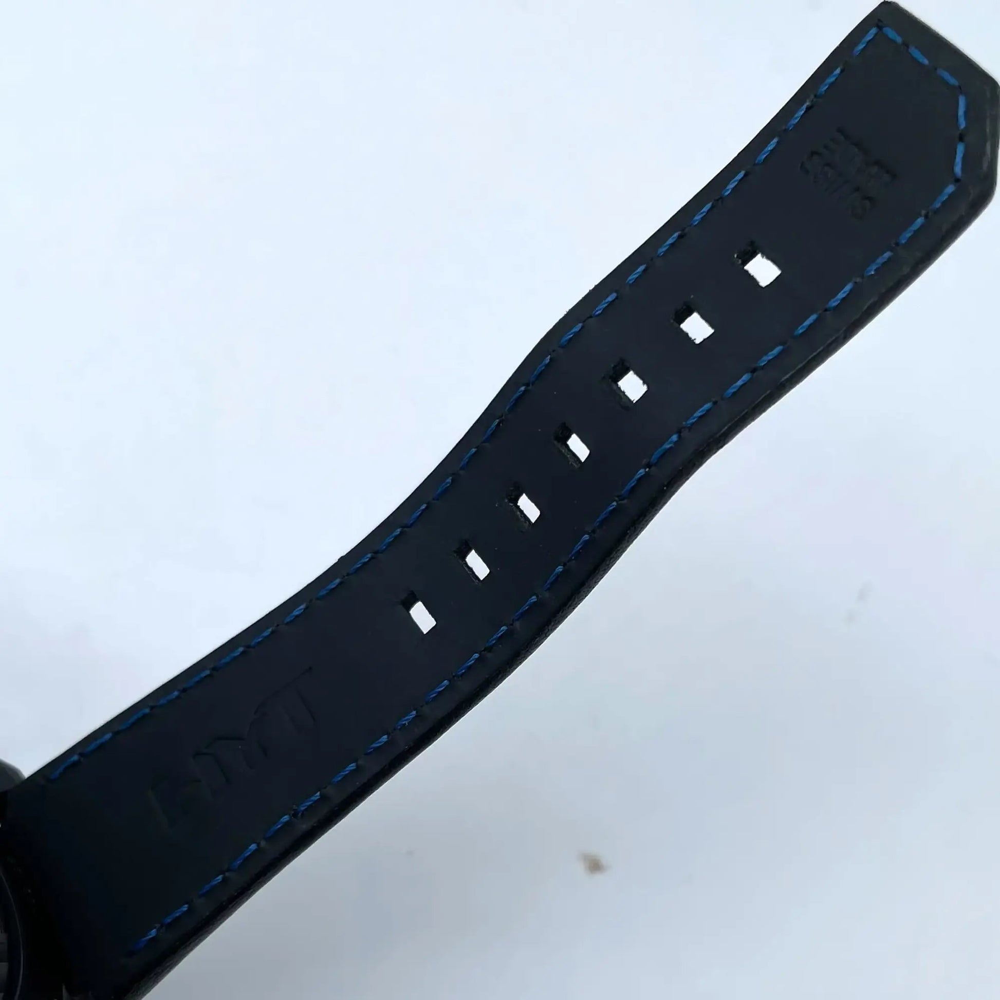9th image of HYT  HYT Skull Axl Guns N Roses Wristwatch, PreOwned condition