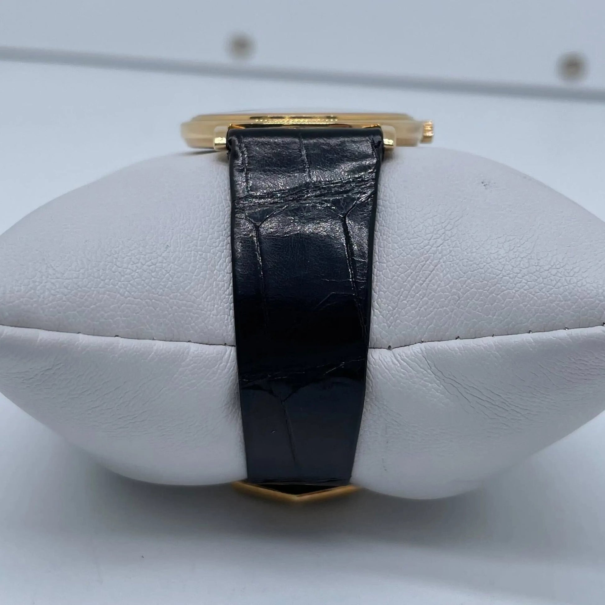 8th image of Patek Philippe Calatrava Wristwatch, PreOwned condition