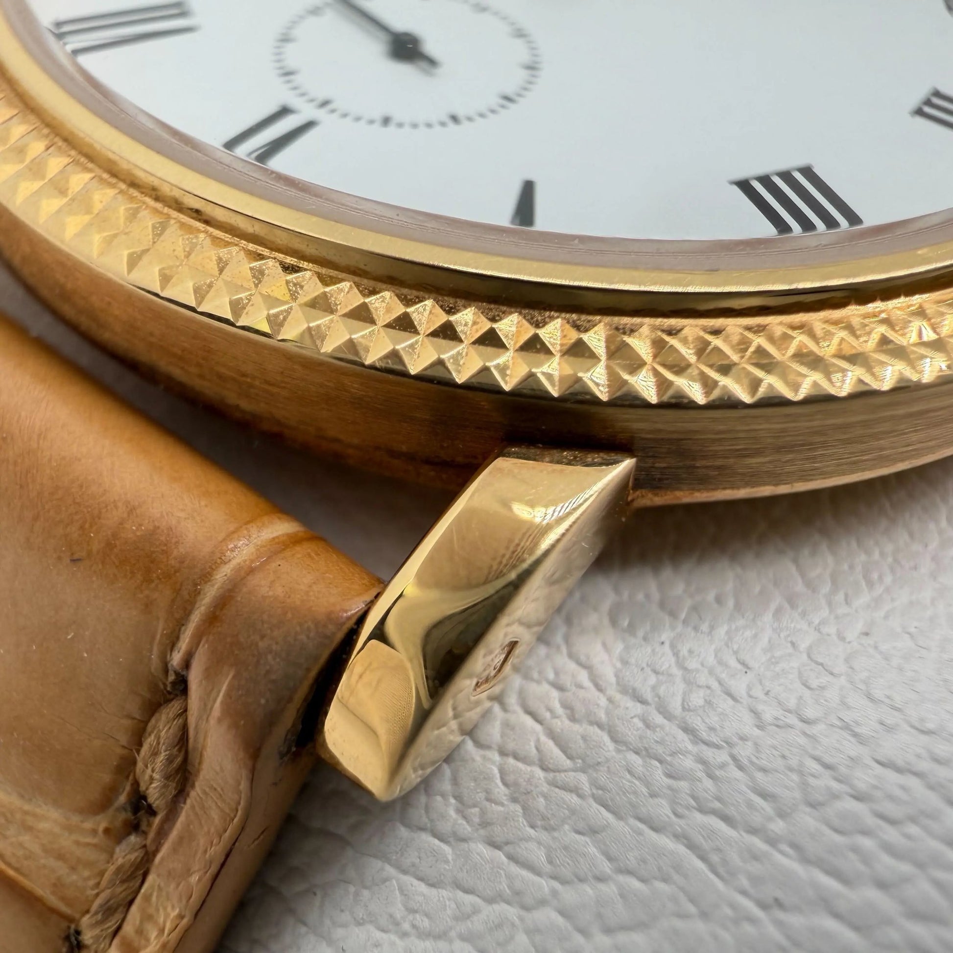4th image of Patek Philippe Calatrava Wristwatch, PreOwned condition