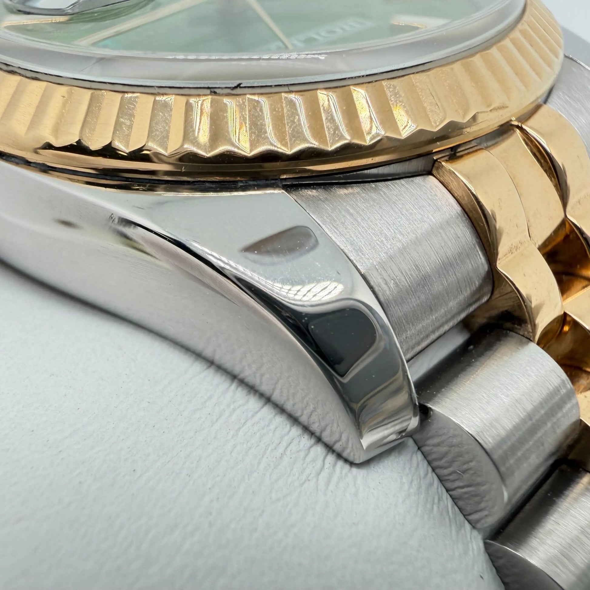 6th image of Rolex  Rolex Datejust Wristwatch, PreOwned condition