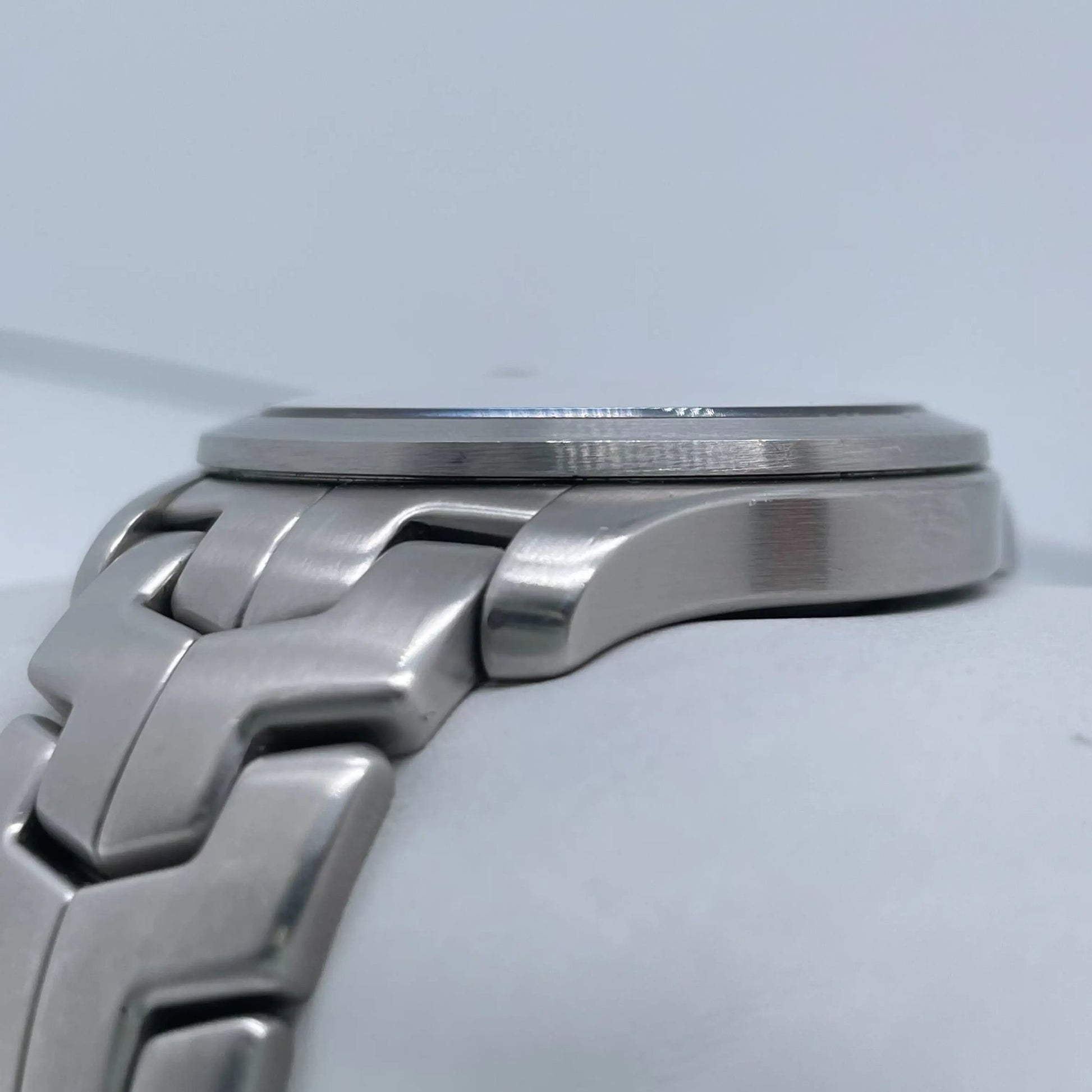 6th image of TAG Heuer  TAG Heuer Link Wristwatch, PreOwned condition