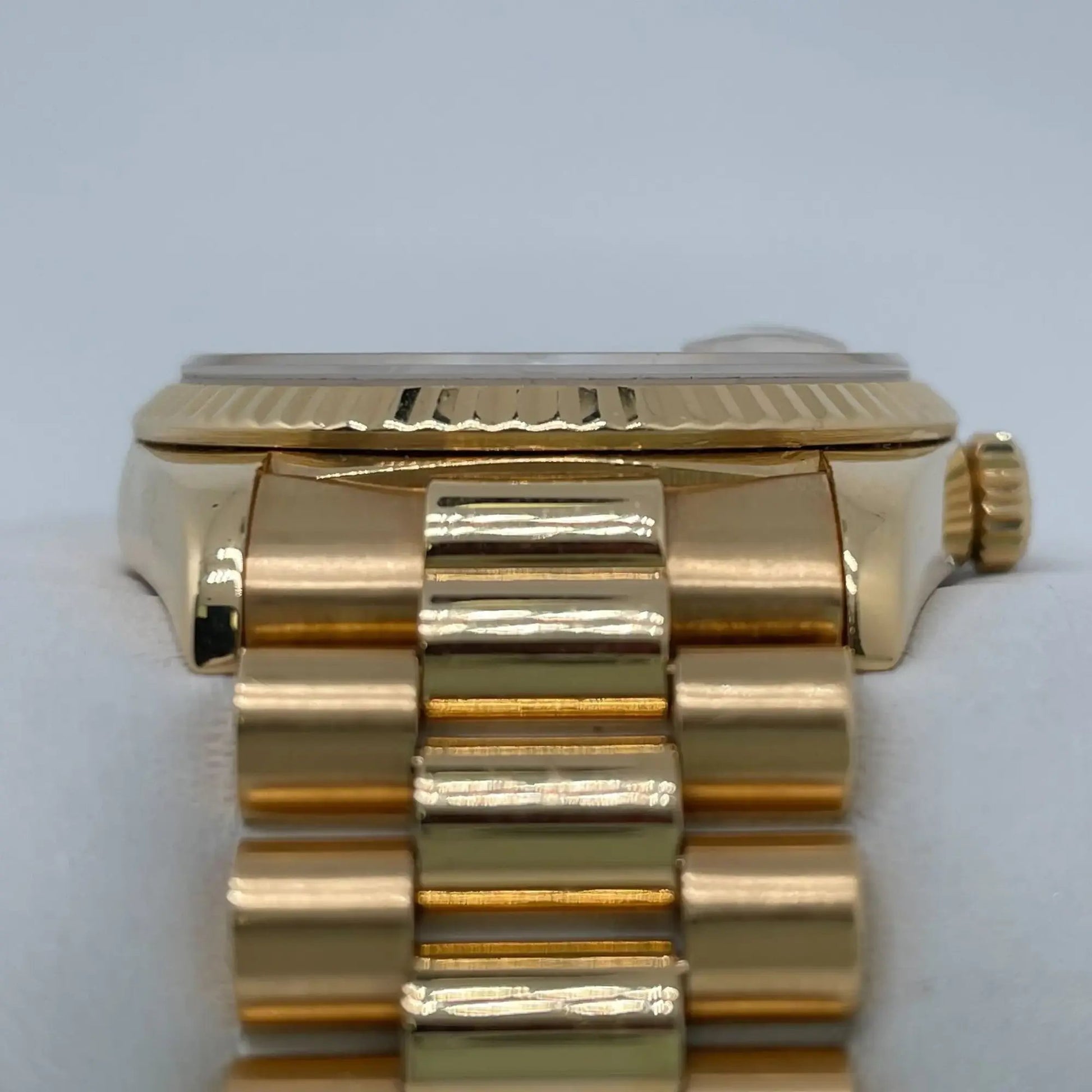 8th image of Rolex Rolex Day-Date 18238 Wristwatch, PreOwned condition
