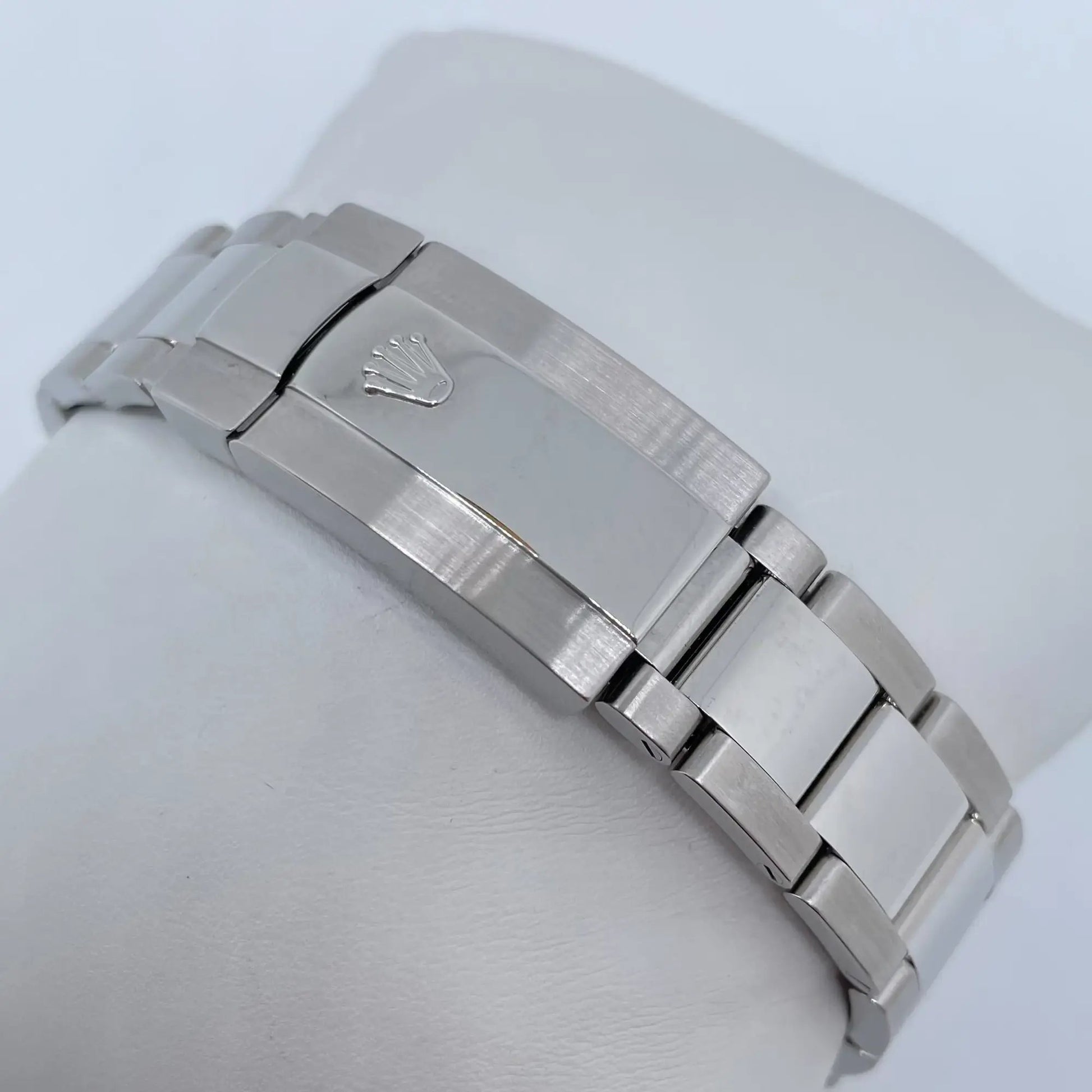 11th image of Rolex Rolex Milgauss Wristwatch, PreOwned condition
