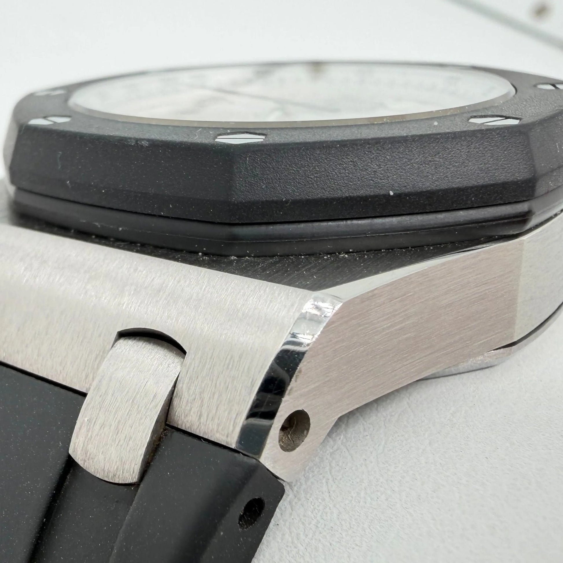 7th image of Audemars Piguet Audemars Piguet Royal Oak Offshore Wristwatch, PreOwned condition