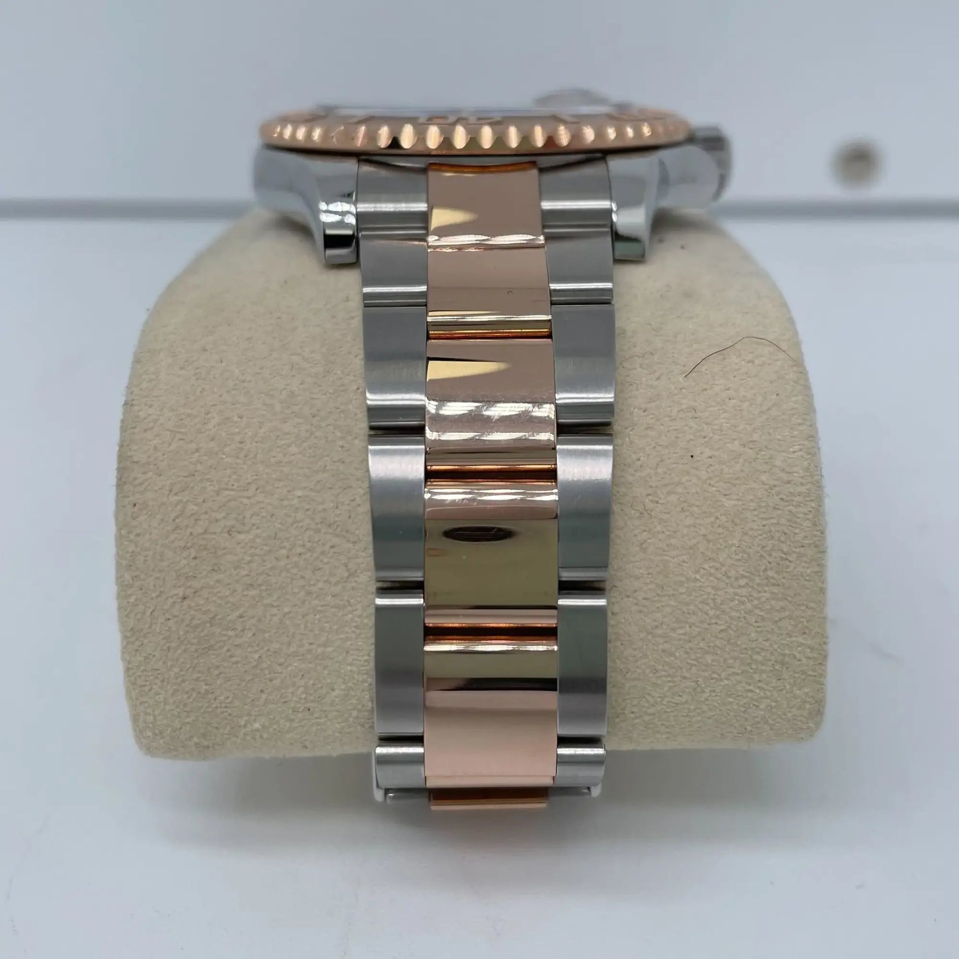 7th image of Rolex Rolex Yacht Master Wristwatch, PreOwned condition