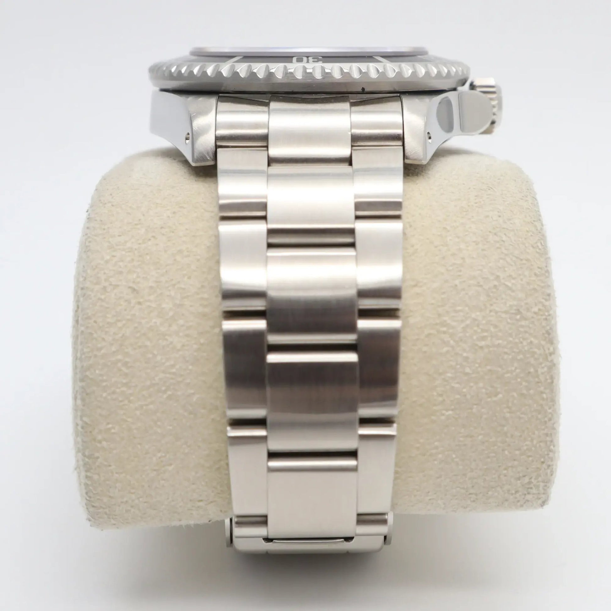 8th image of Rolex Rolex Sea-Dweller 16600 Wristwatch, PreOwned condition