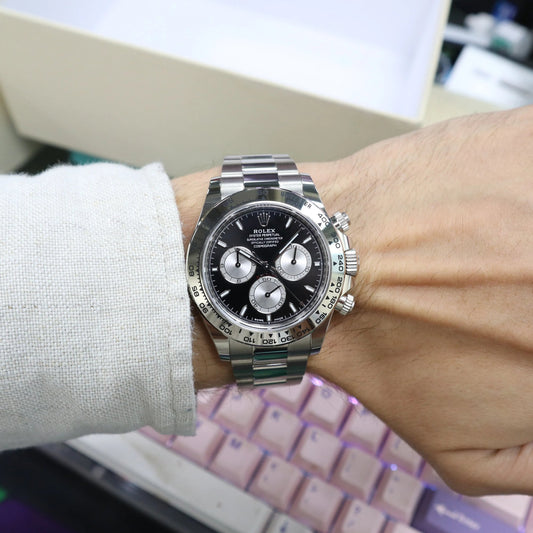 2nd image of Rolex Daytona Wristwatch, New condition