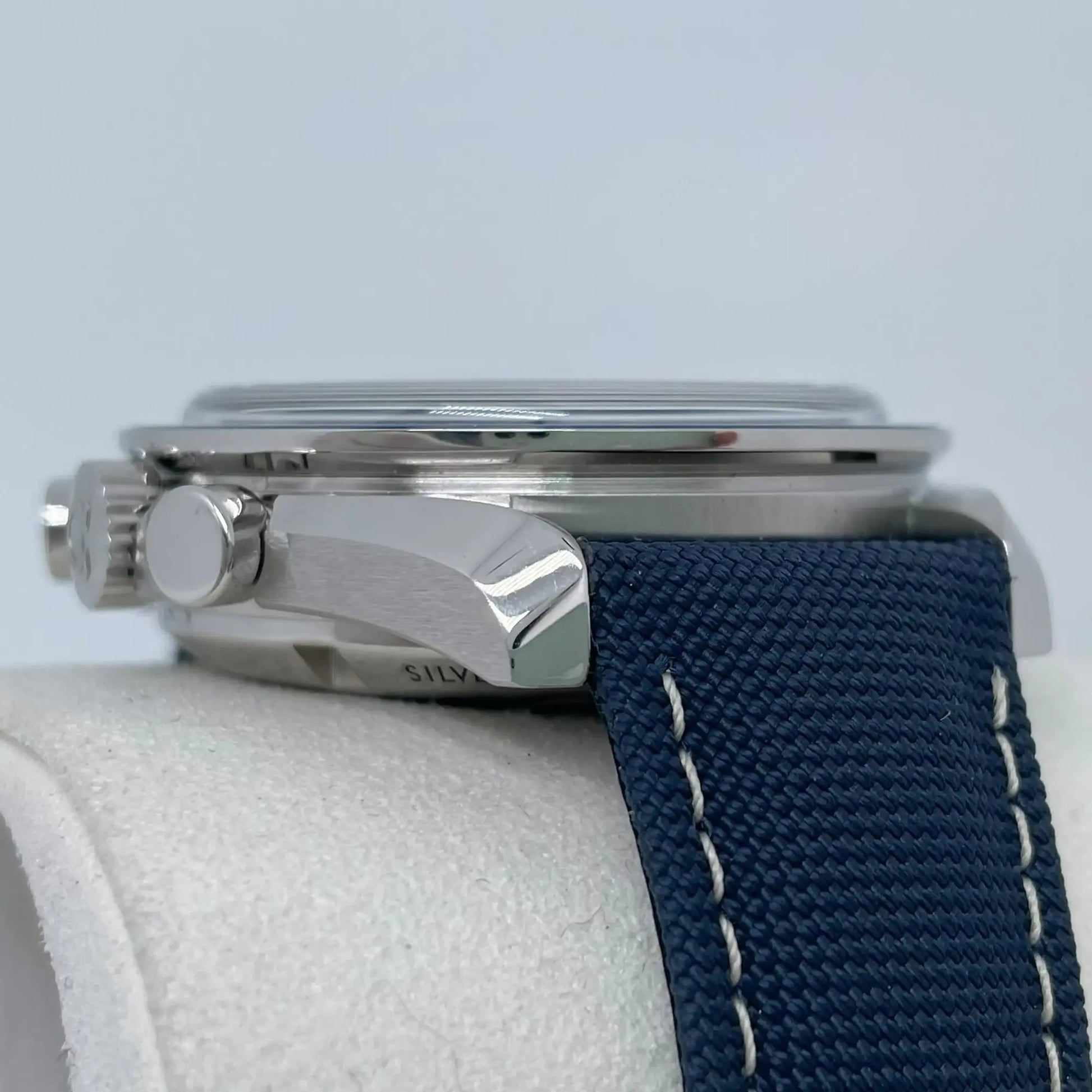 Speedmaster Anniversary Series Silver Snoopy Award Watch 310.32.42.50.02.001