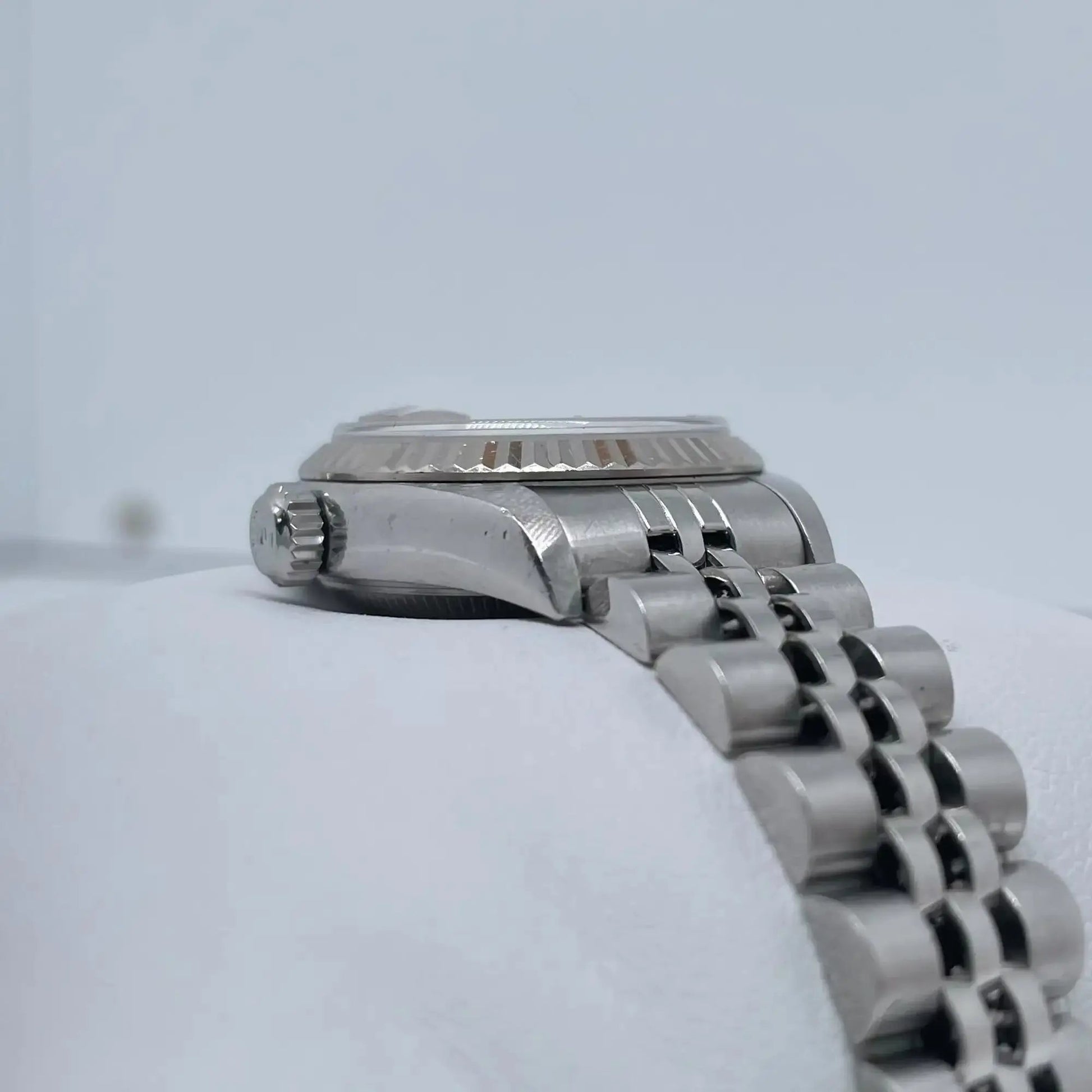 4th image of Rolex Datejust Wristwatch, PreOwned condition