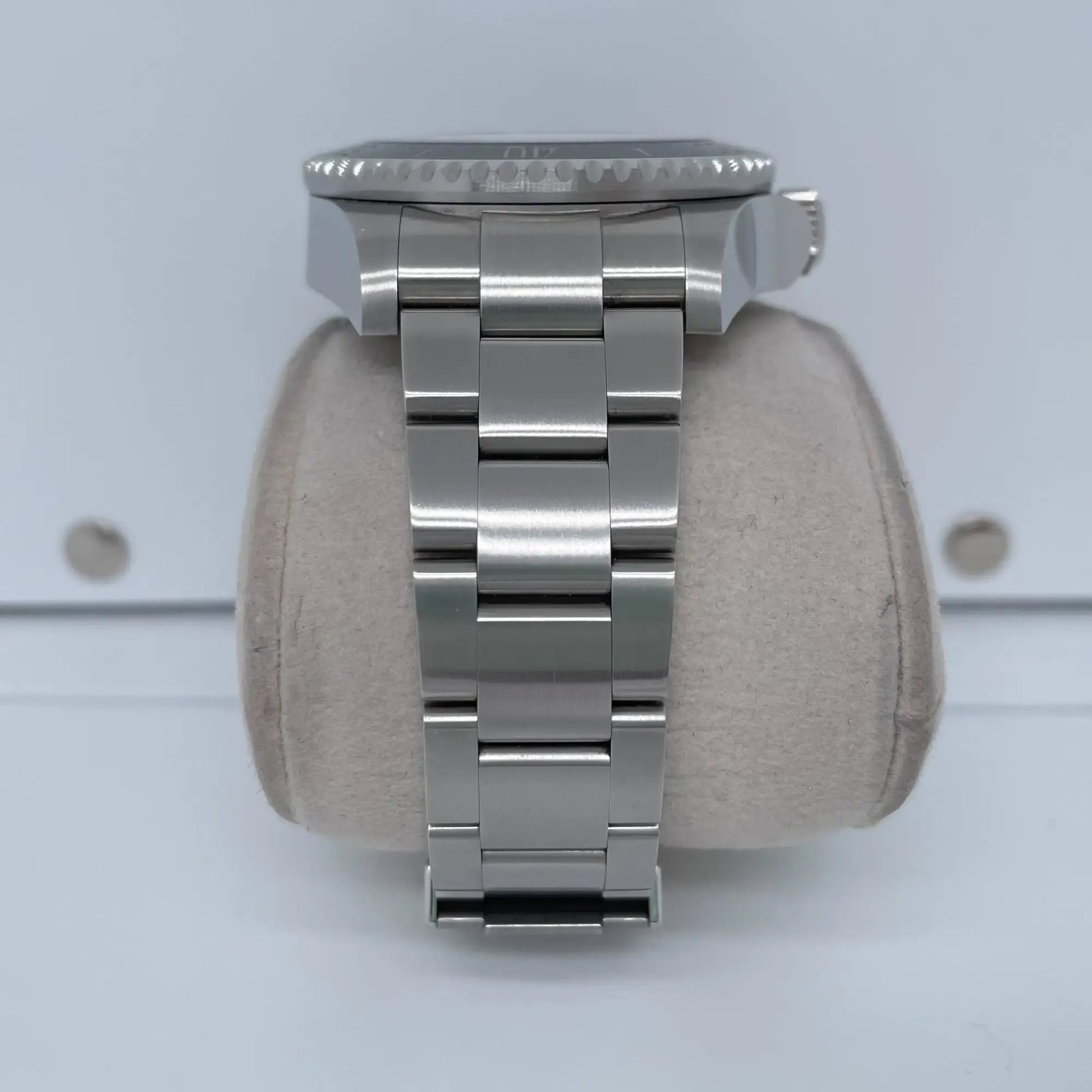 8th image of Rolex Rolex Sea-Dweller  Wristwatch, PreOwned condition