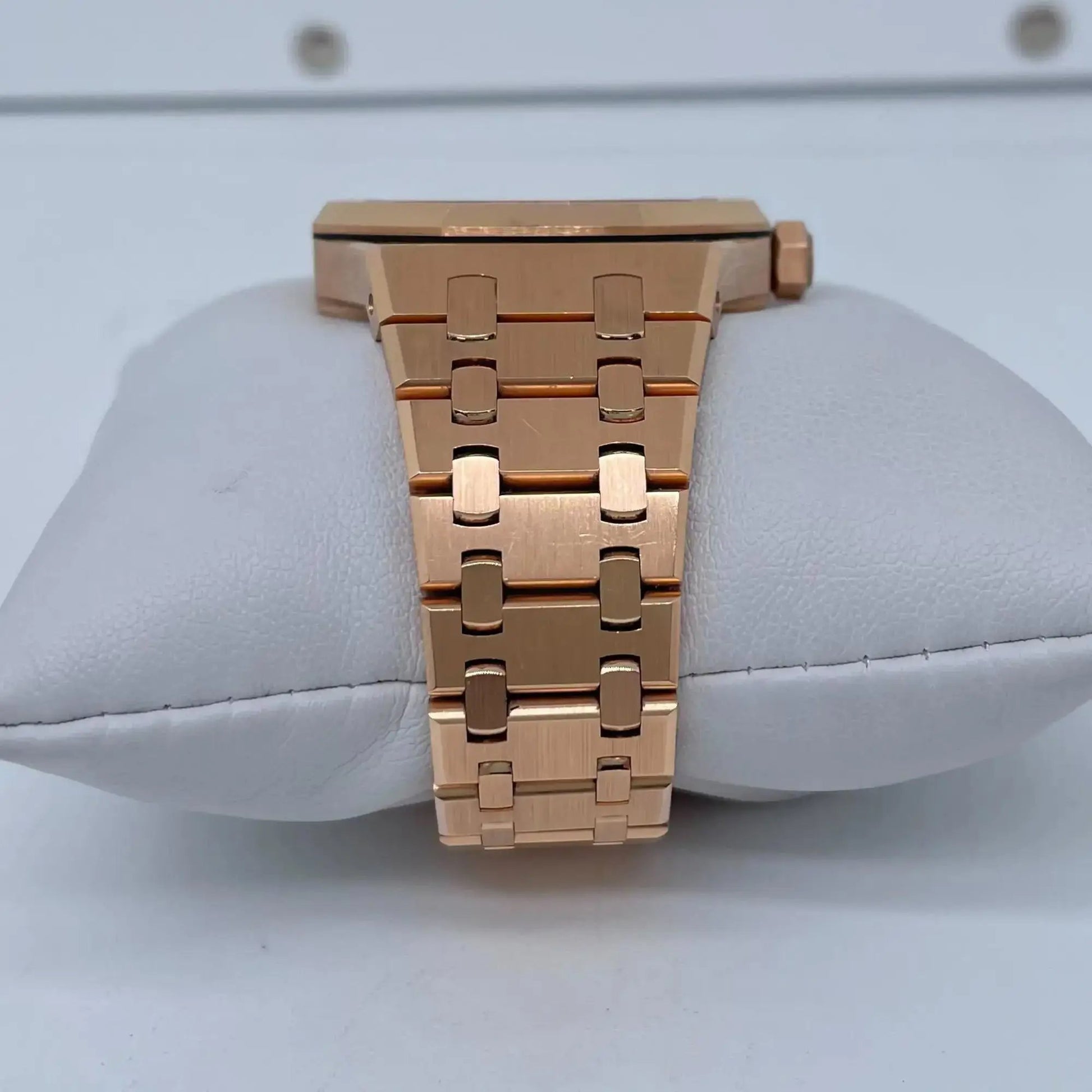 7th image of Audemars Piguet  Audemars Piguet Royal Oak Wristwatch, PreOwned condition