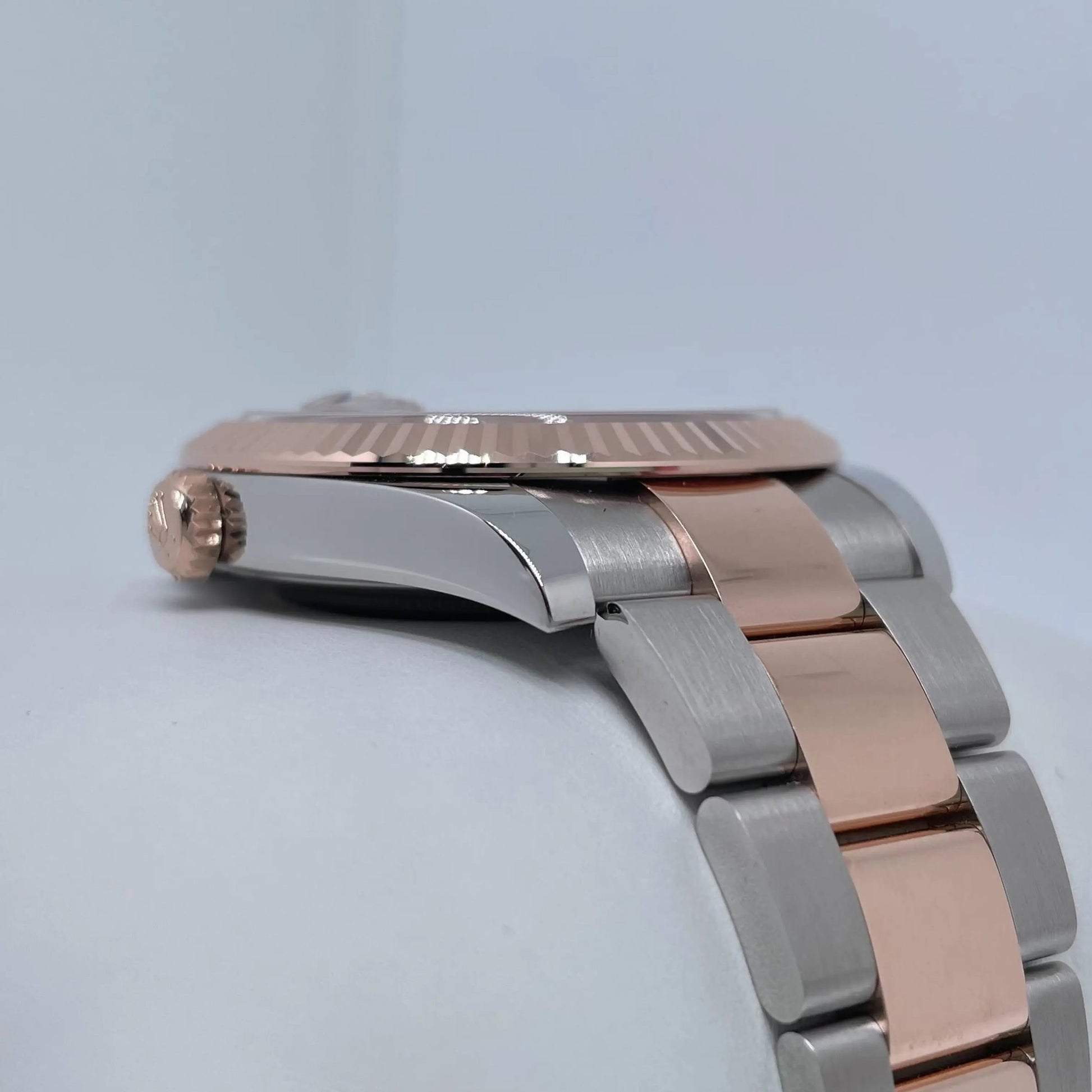 4th image of Rolex Datejust Wristwatch, PreOwned condition