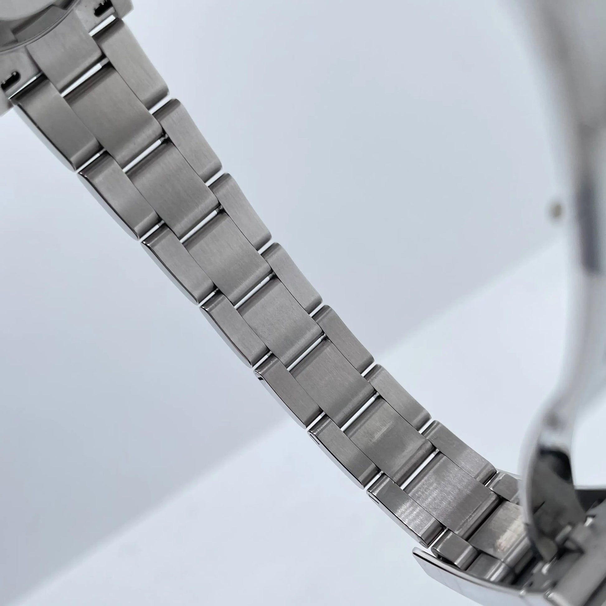 10th image of Rolex Datejust  Wristwatch, PreOwned condition