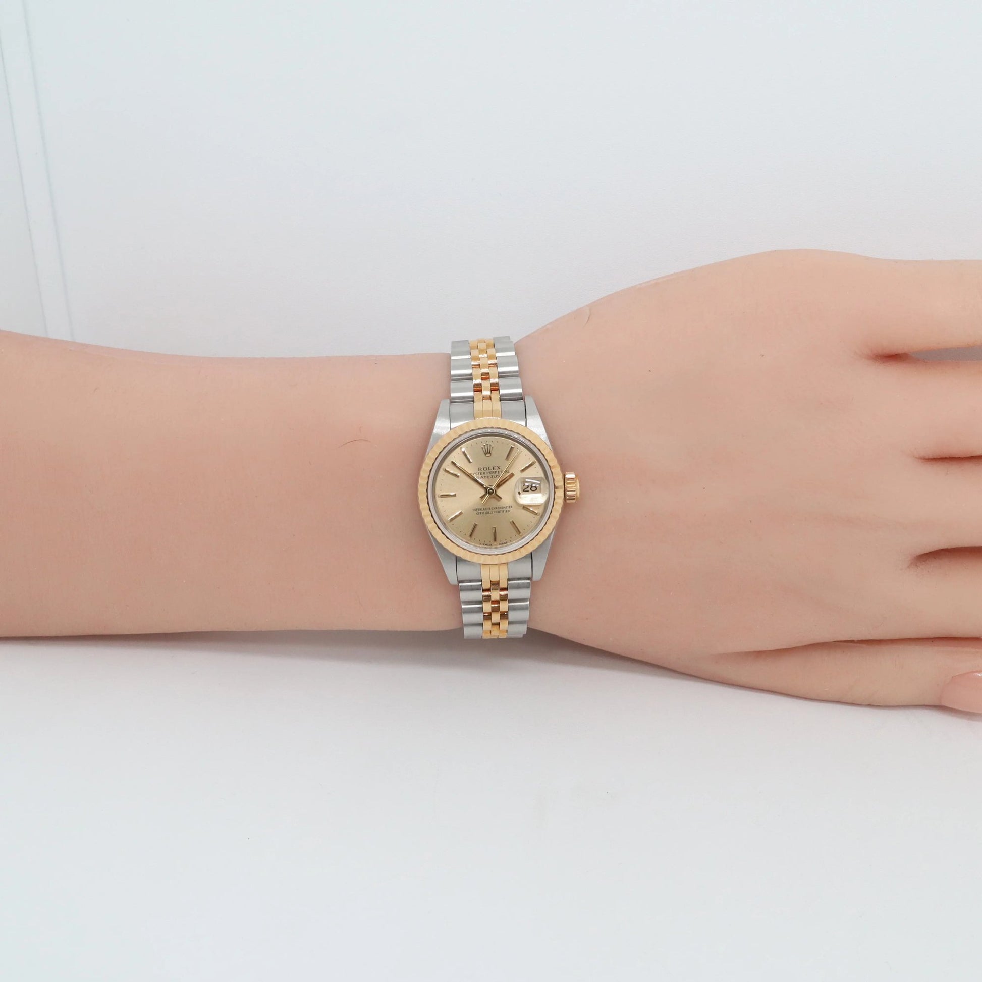 2nd image of Rolex Datejust Wristwatch, PreOwned condition