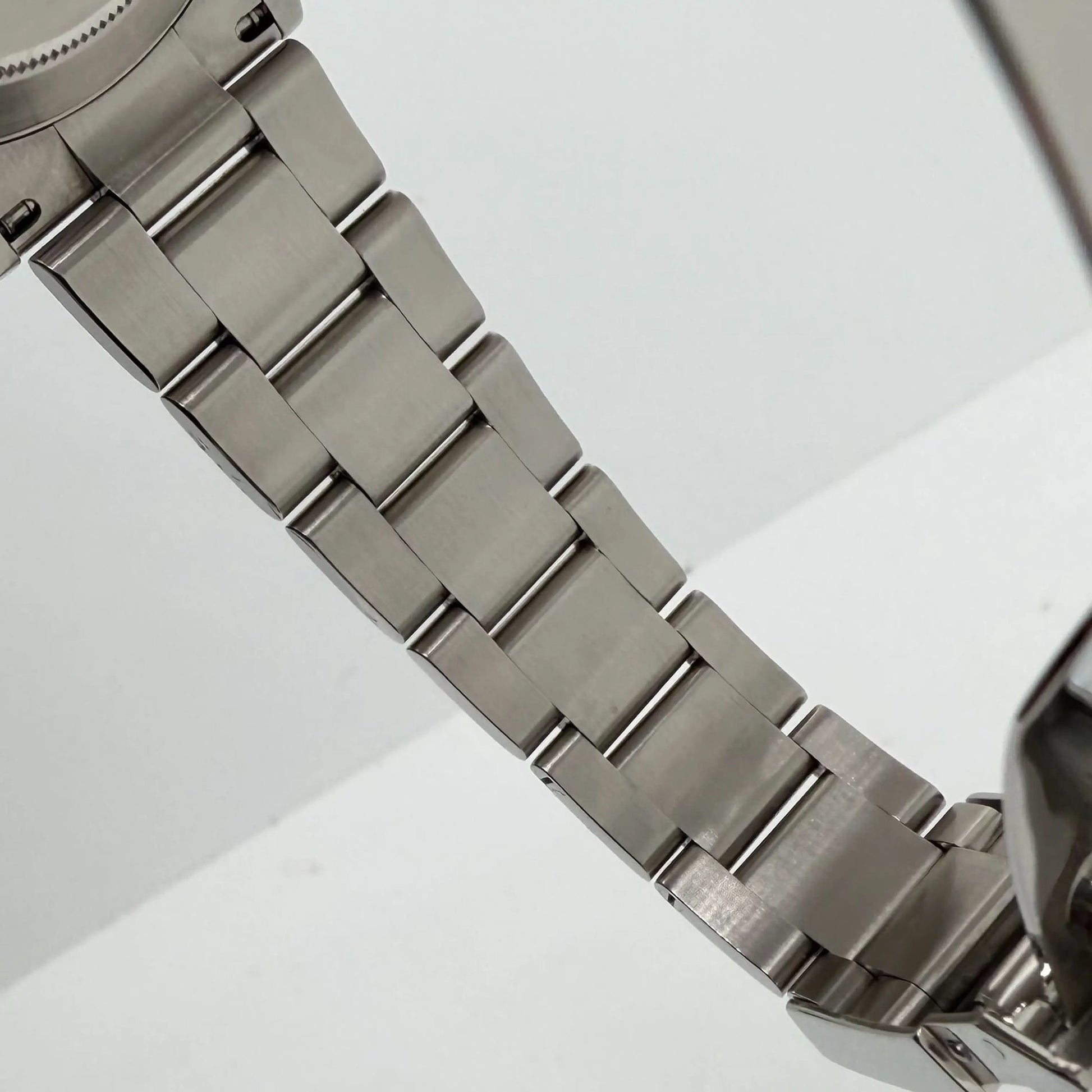 9th image of Rolex Cosmograph Daytona Wristwatch, PreOwned condition