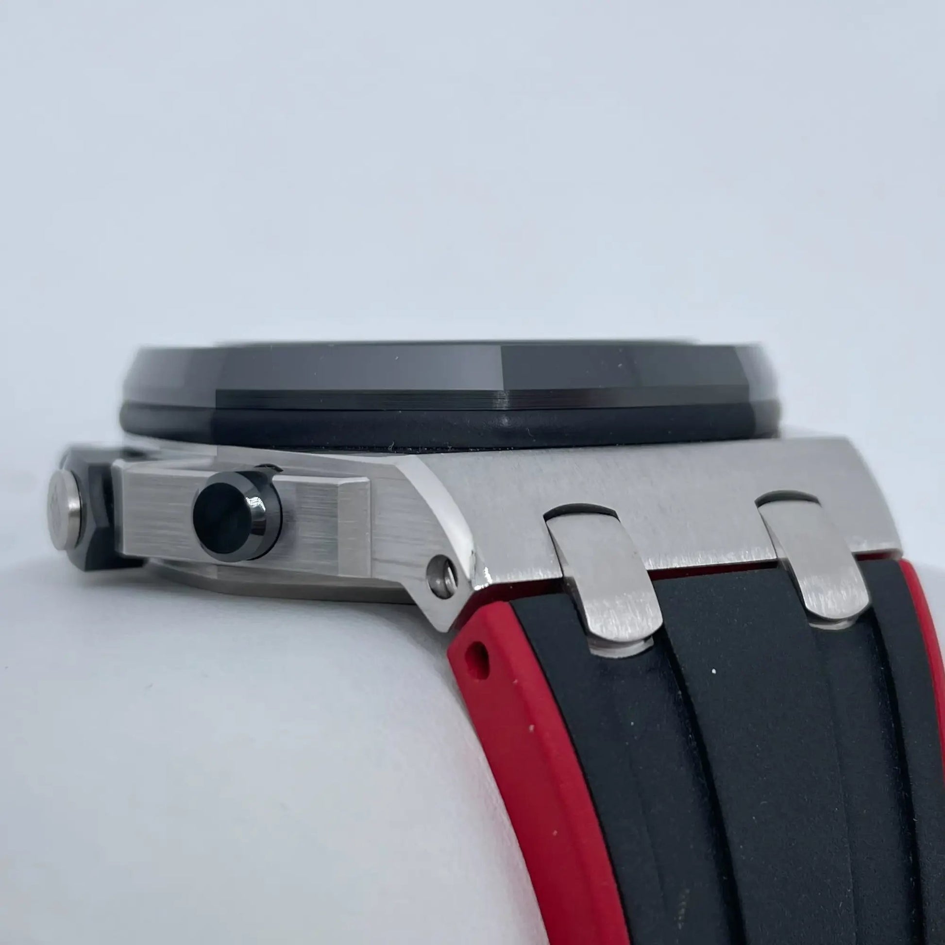 4th image of Audemars Piguet Royal Oak Wristwatch, PreOwned condition