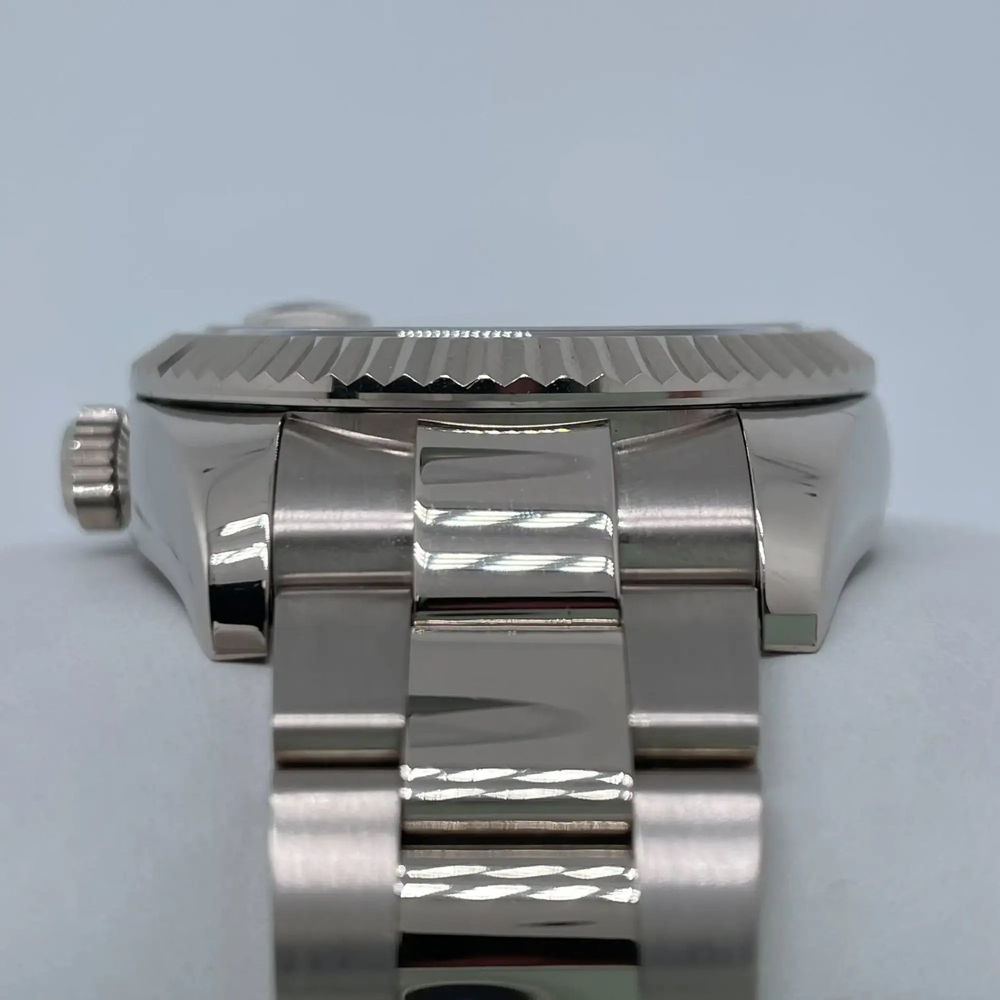 8th image of Rolex Sky-Dweller Wristwatch, PreOwned condition