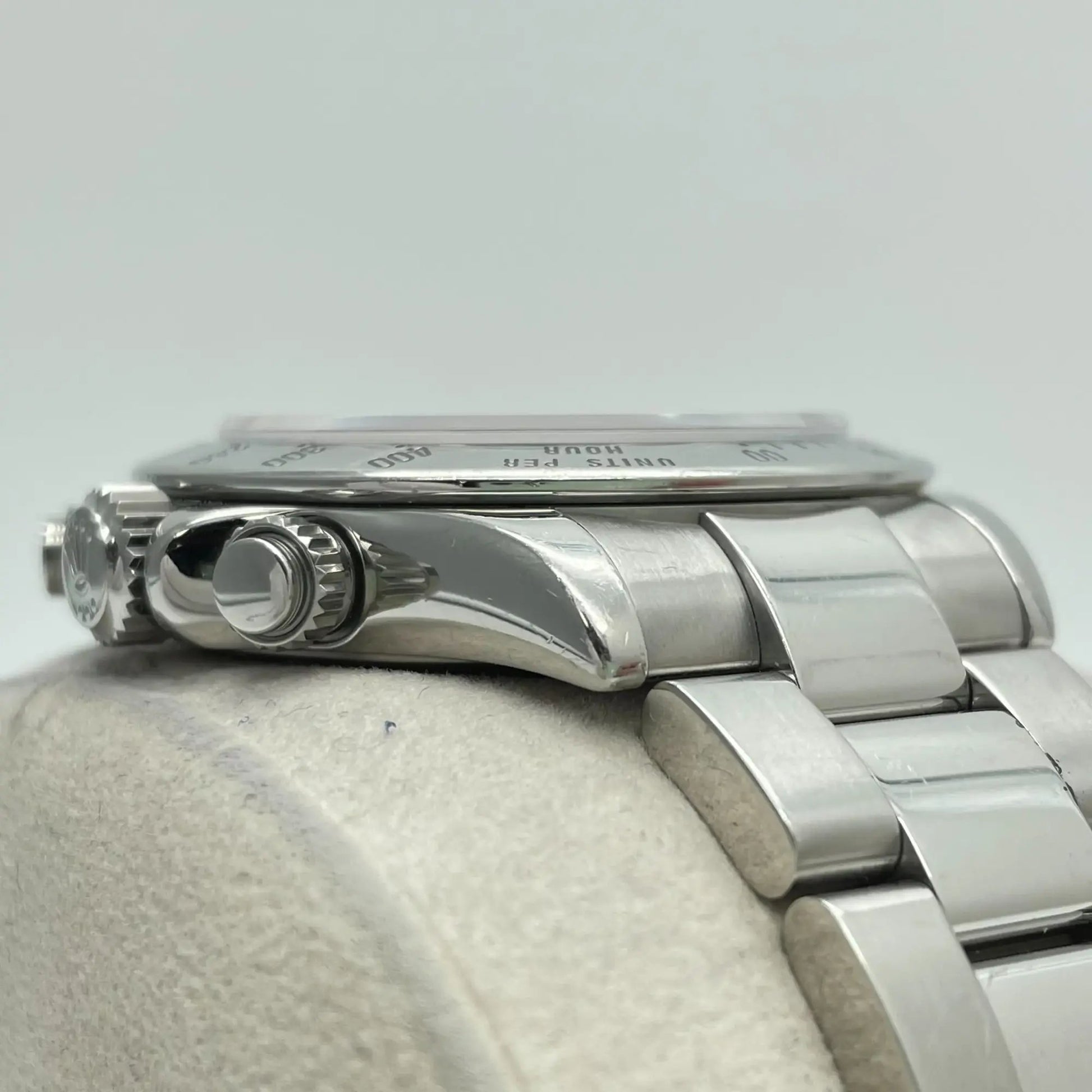 3rd image of Rolex  Rolex Cosmograph Daytona Wristwatch, PreOwned condition