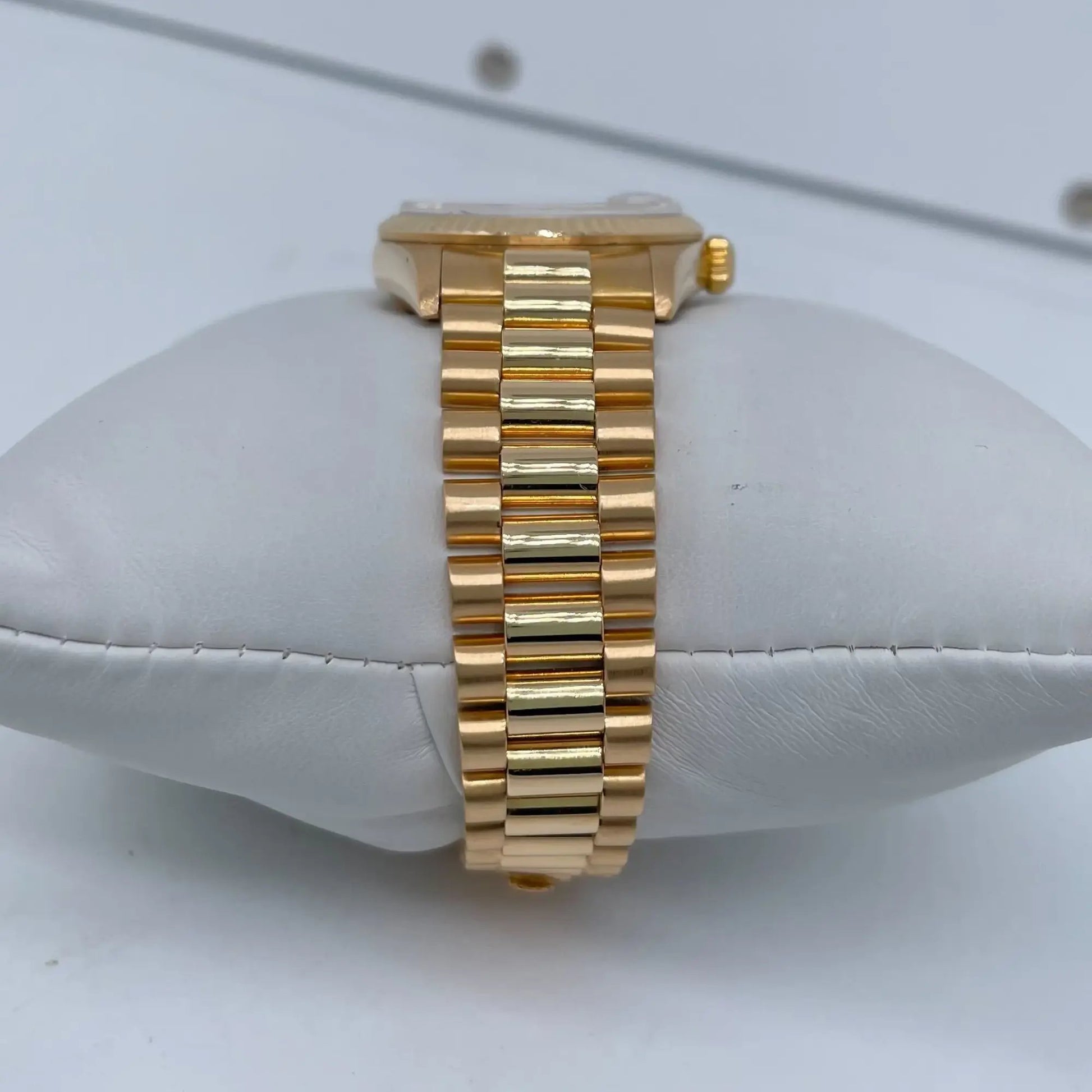 7th image of Rolex Datejust Wristwatch, PreOwned condition