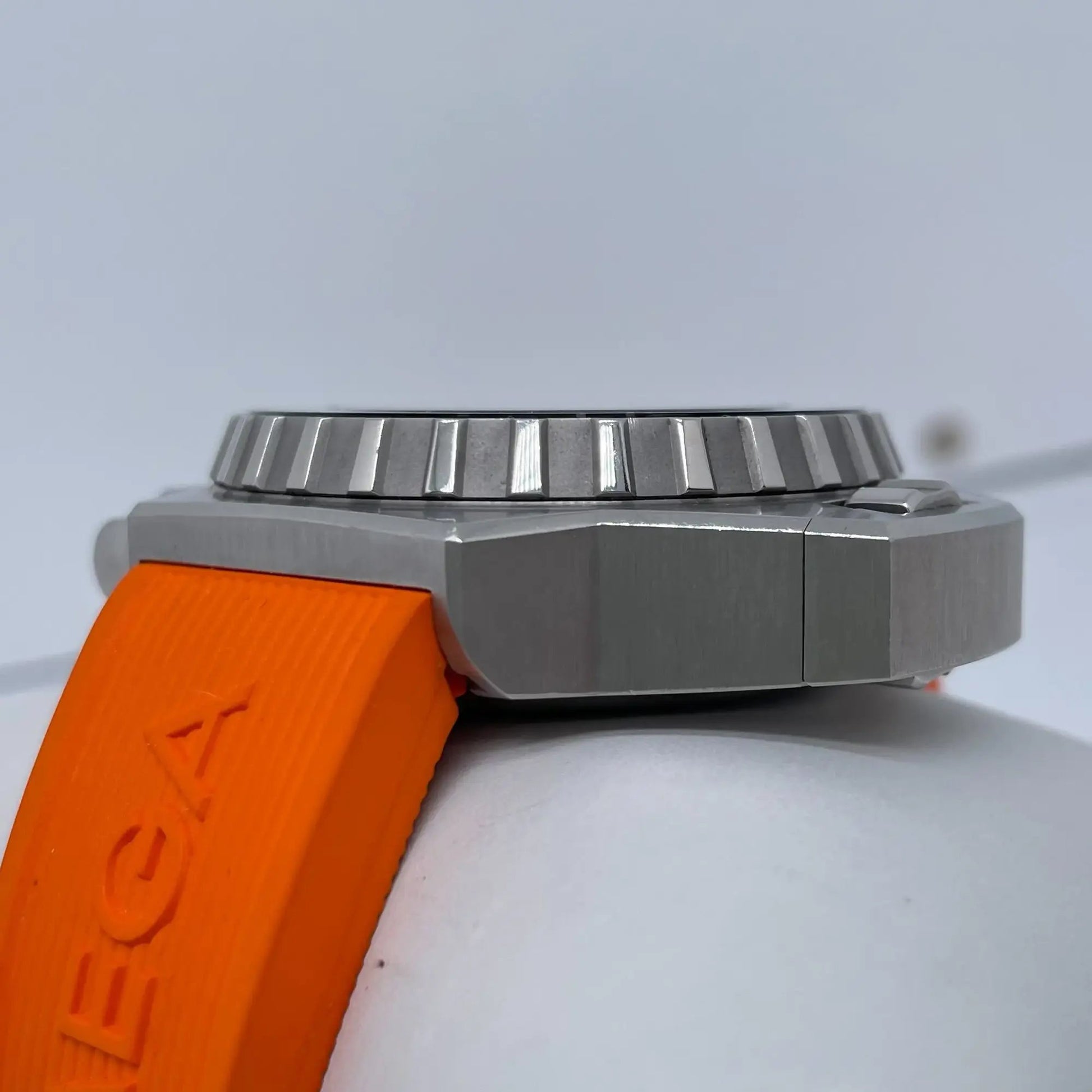 5th image of OMEGA Ploprof  Wristwatch, PreOwned condition