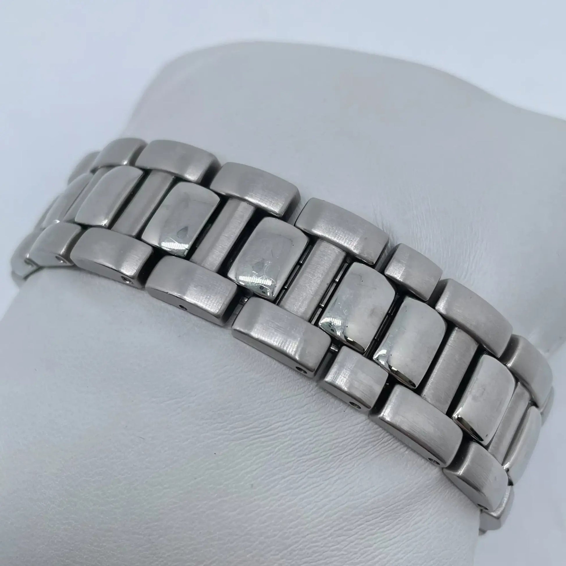11th image of Cartier  Cartier Pasha Power Reserve Wristwatch, PreOwned condition