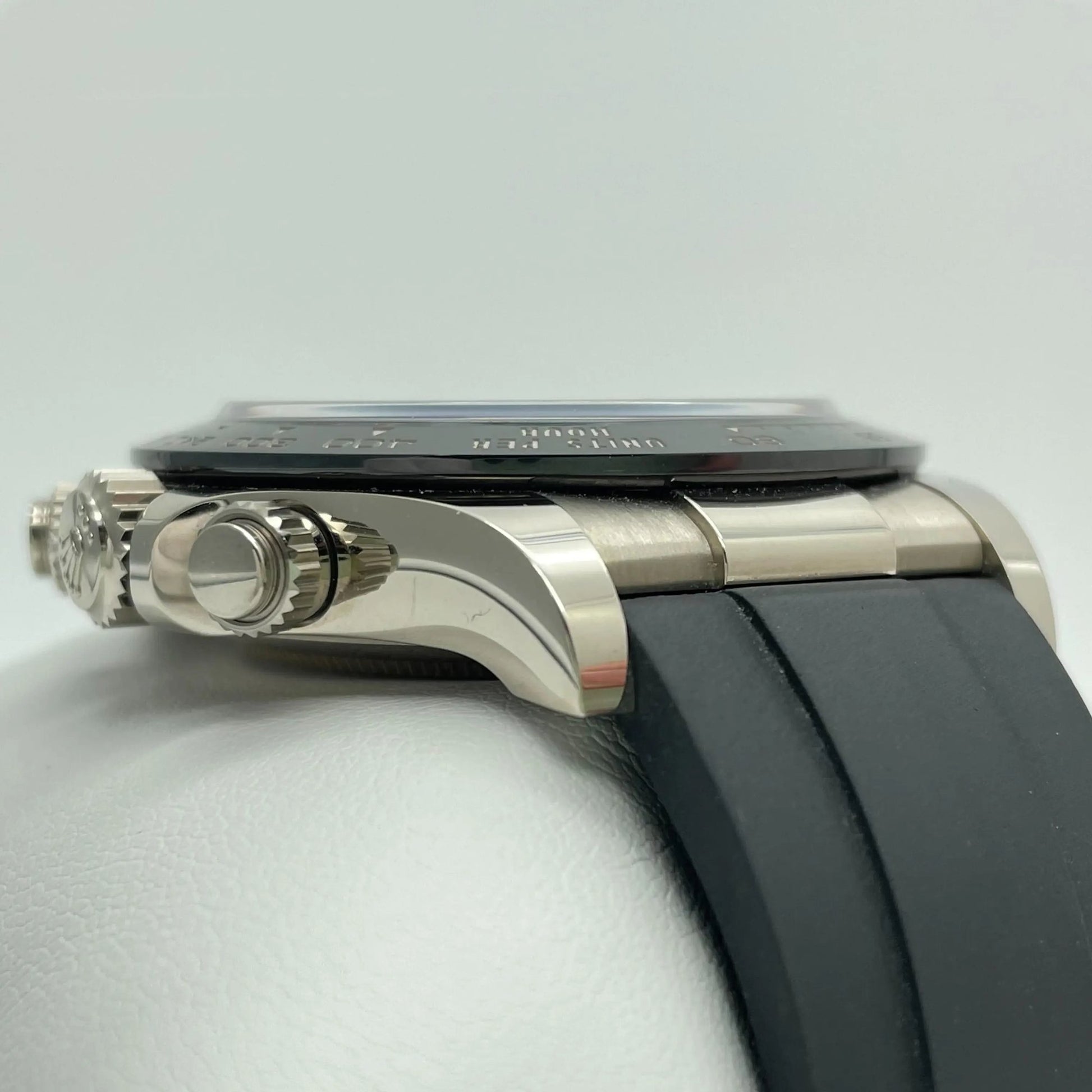4th image of Rolex  Rolex Cosmograph Daytona Wristwatch, PreOwned condition