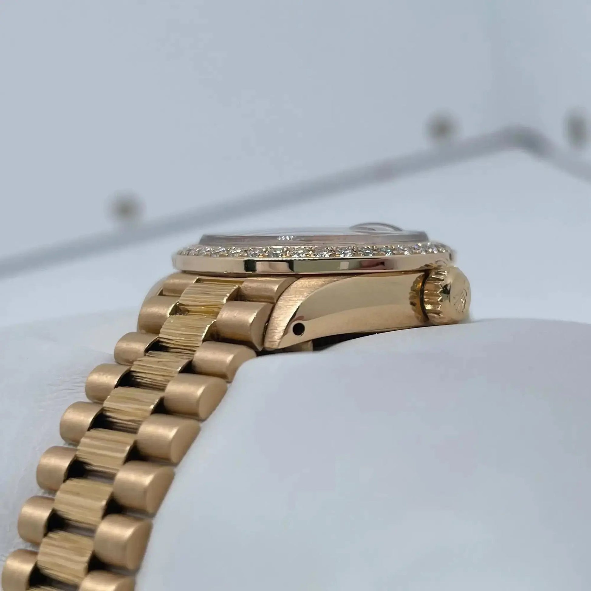 4th image of Rolex Rolex Lady Datejust Wristwatch, PreOwned condition