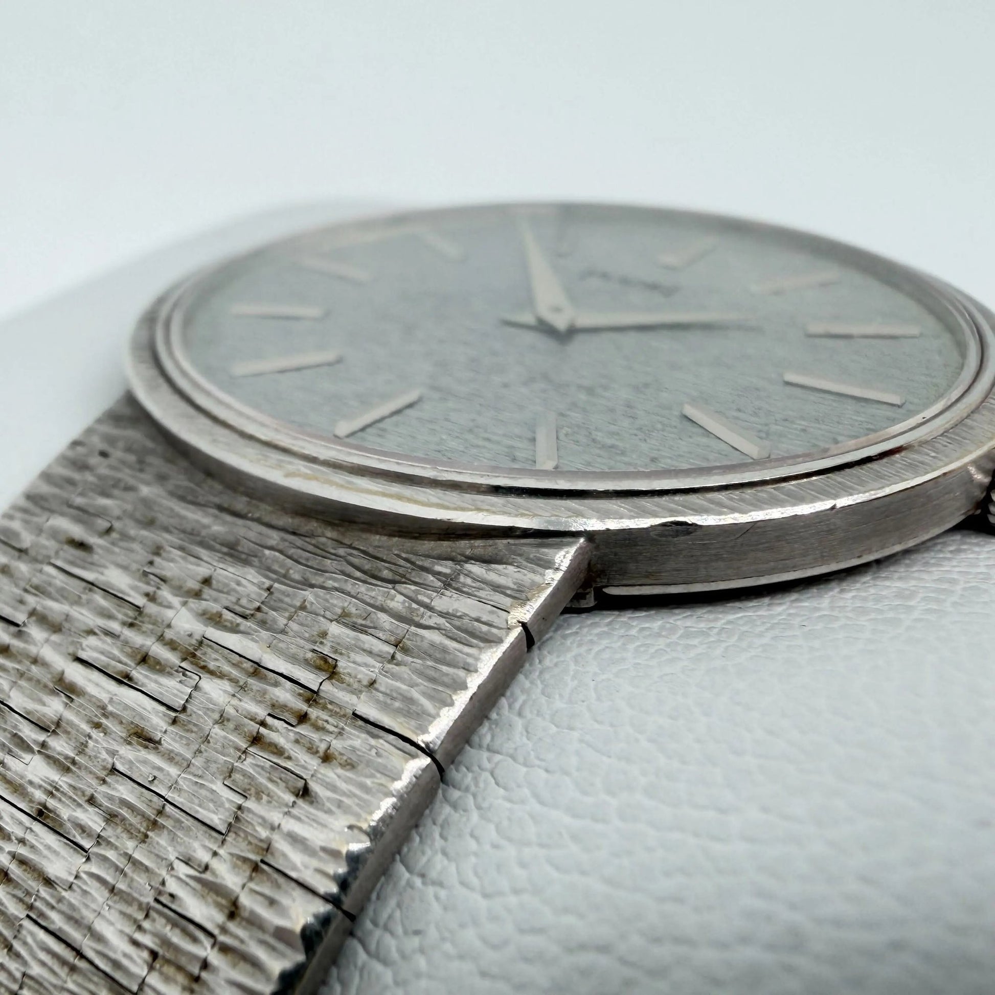 6th image of Piaget Classic Wristwatch, PreOwned condition